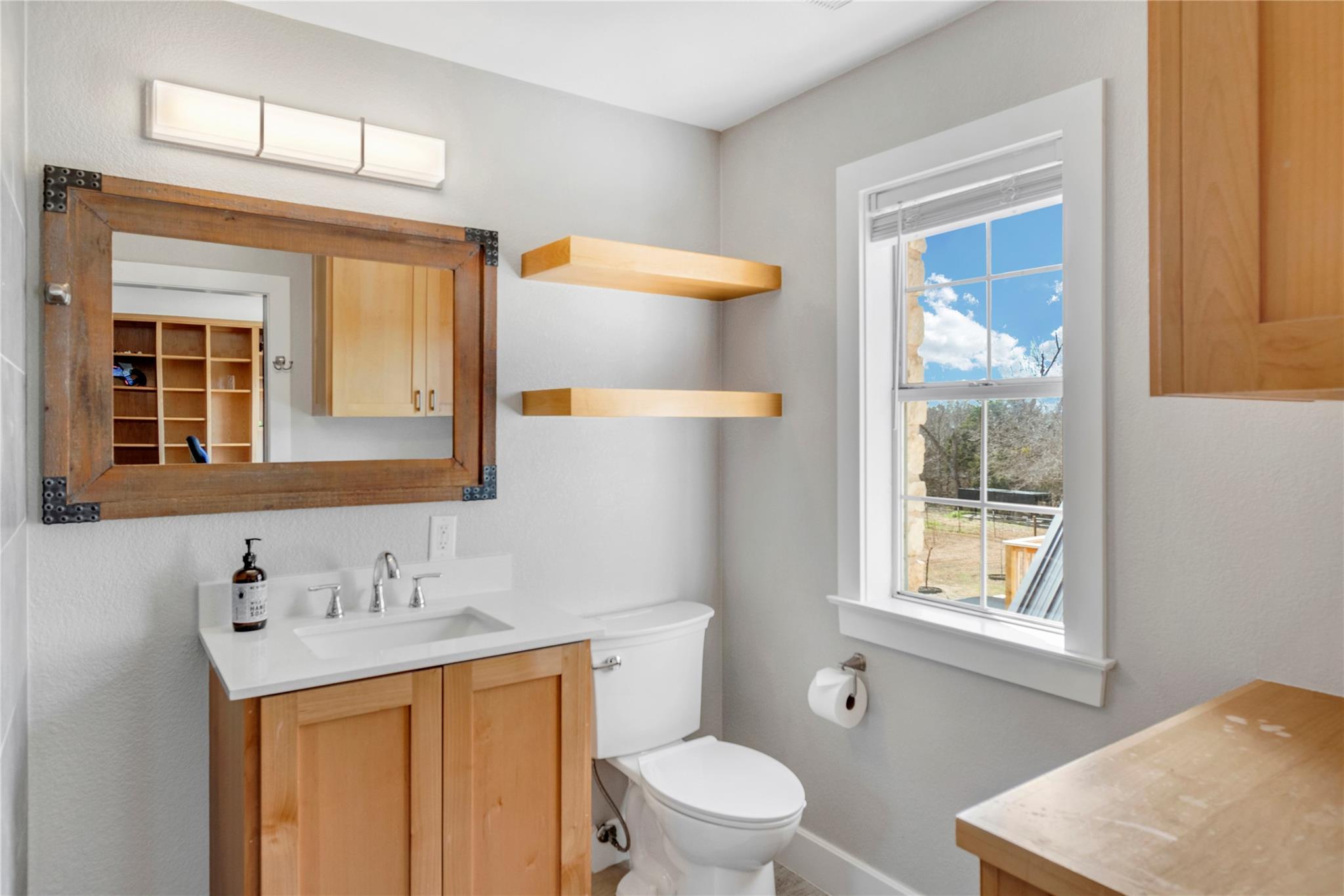 150 Shady Ln, Marble Falls, TX 78654