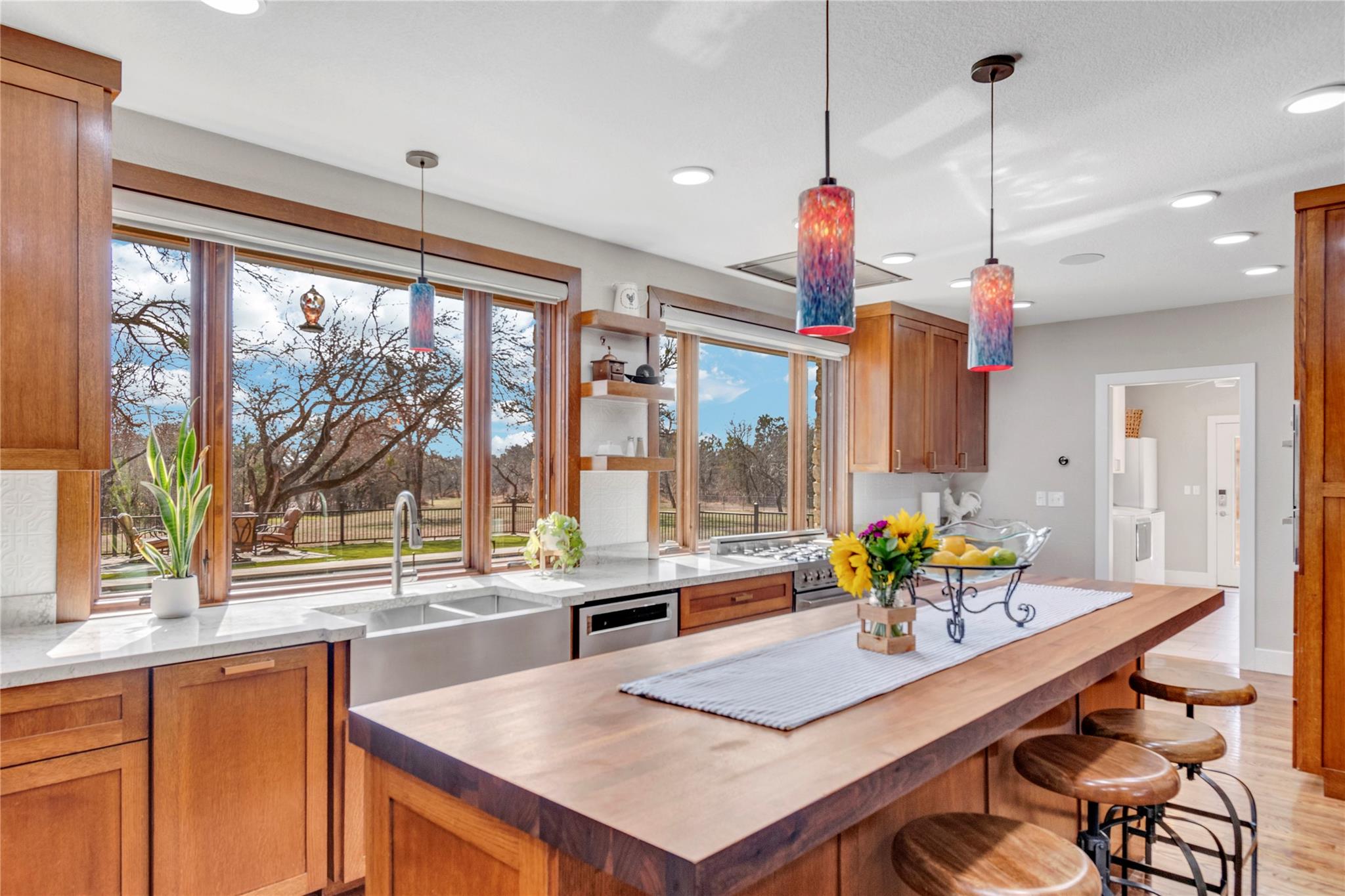 150 Shady Ln, Marble Falls, TX 78654