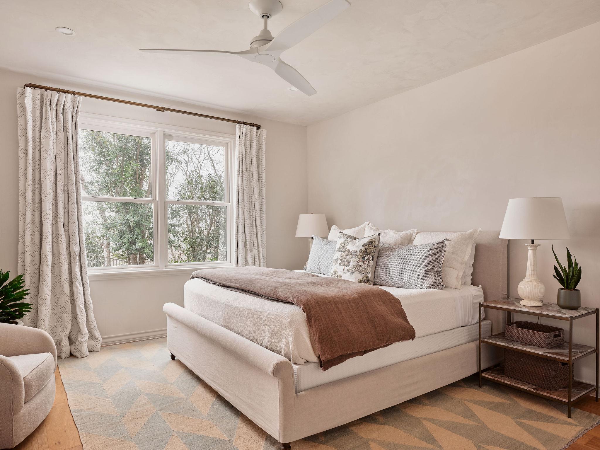 4622 Lake View Dr, Austin, TX 78731