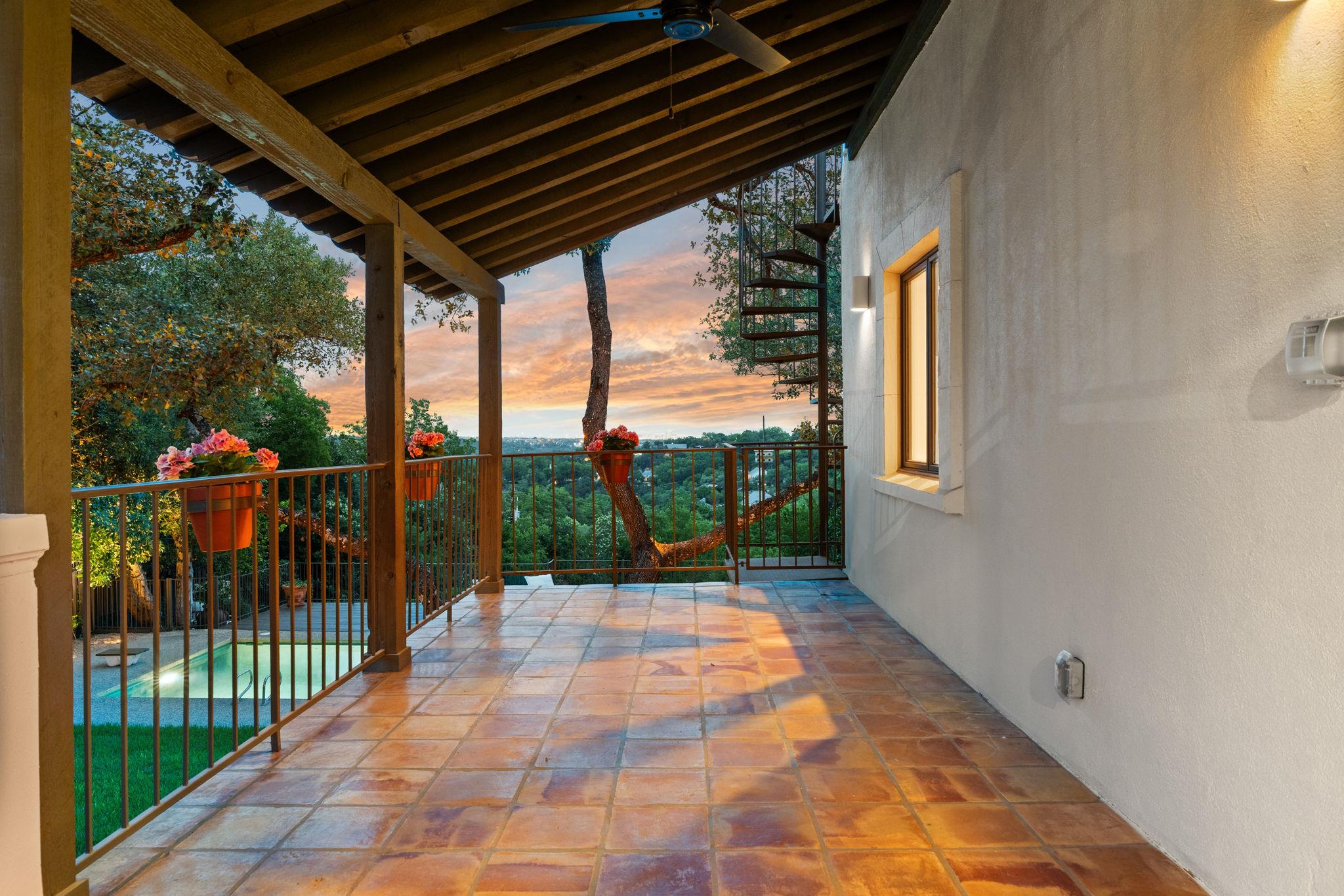 4622 Lake View Dr, Austin, TX 78731