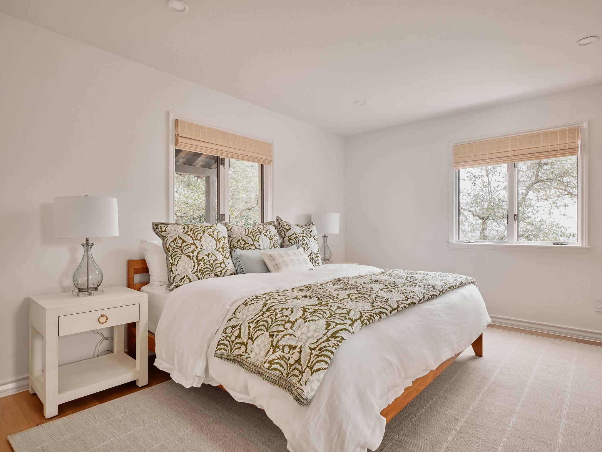 4622 Lake View Dr, Austin, TX 78731