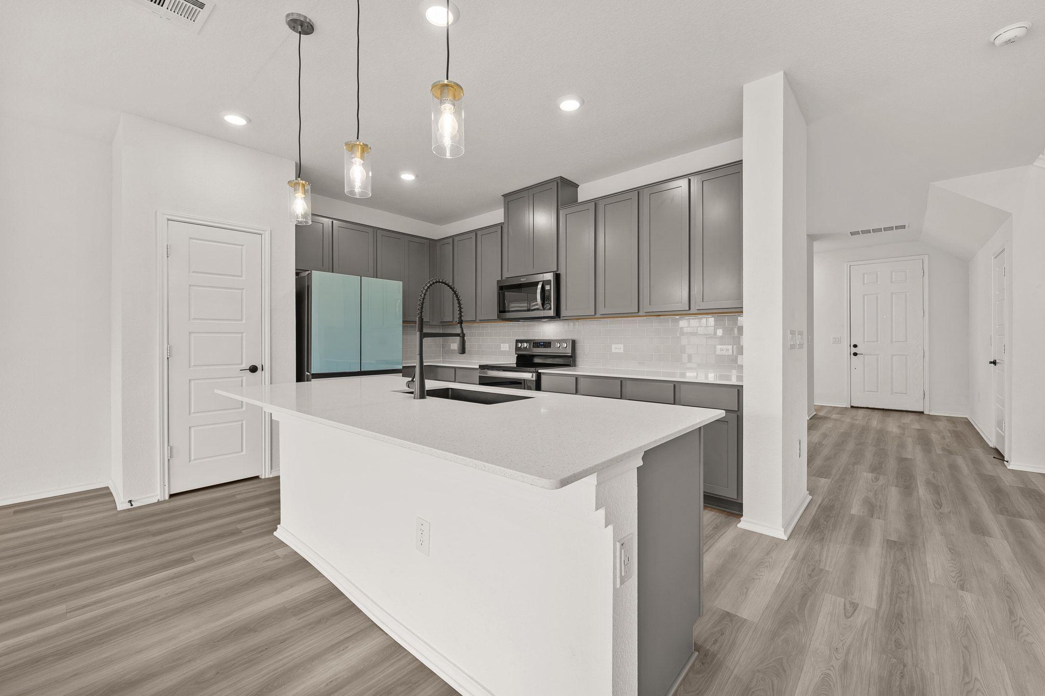 7715 Libretto Ln, Austin, TX 78744