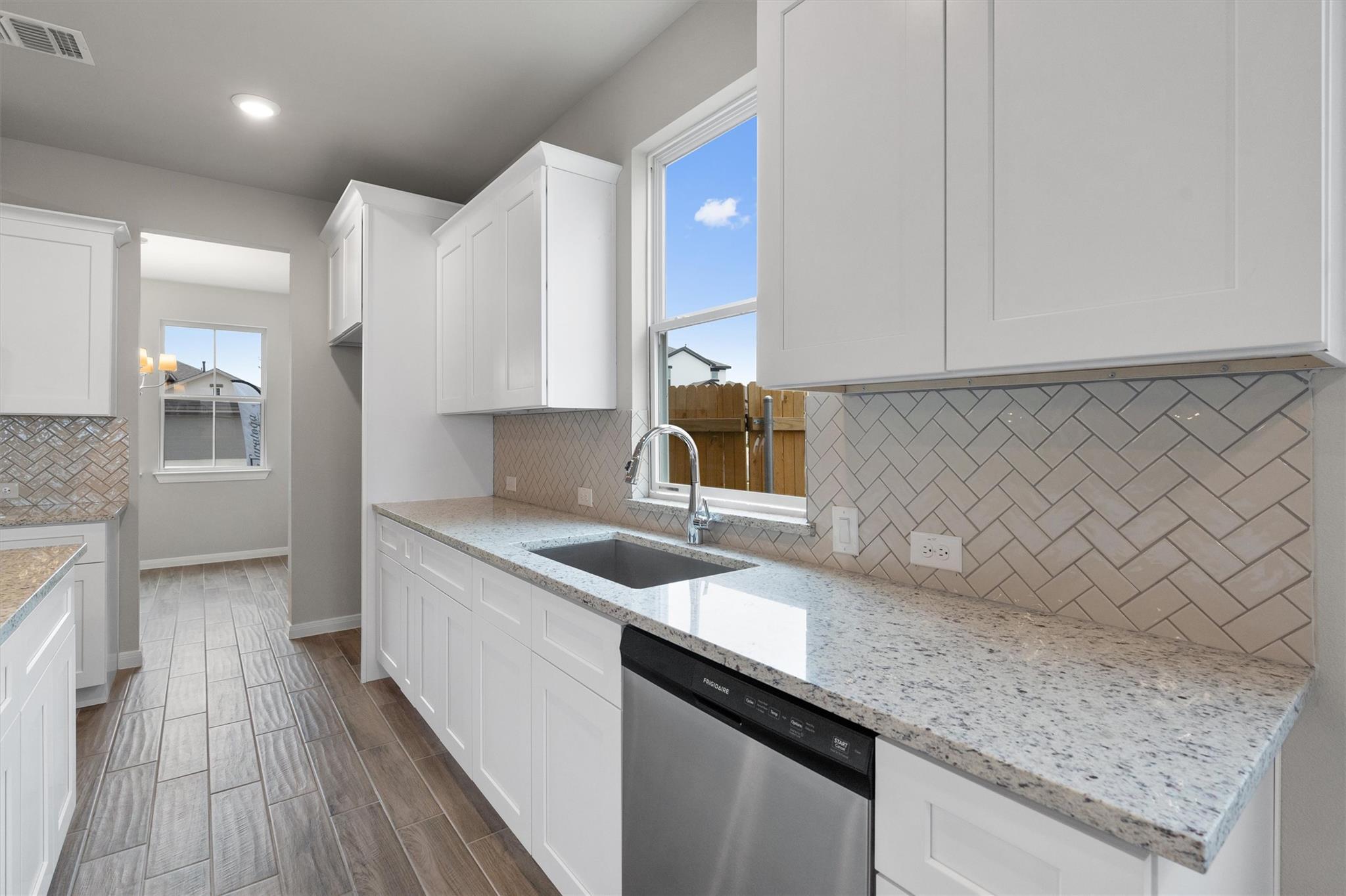 221 Comet Pointe Dr, Georgetown, TX 78628