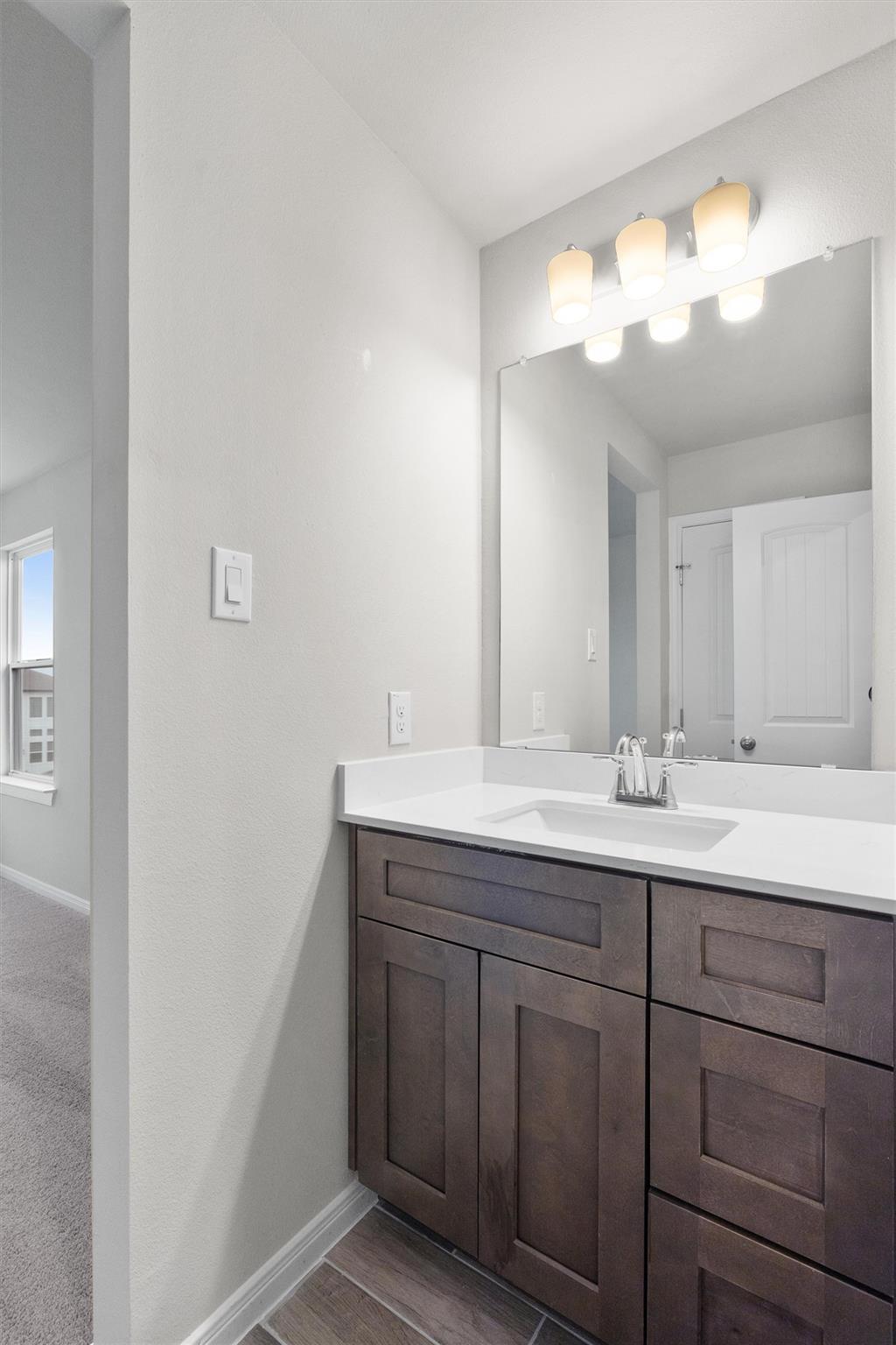 221 Comet Pointe Dr, Georgetown, TX 78628