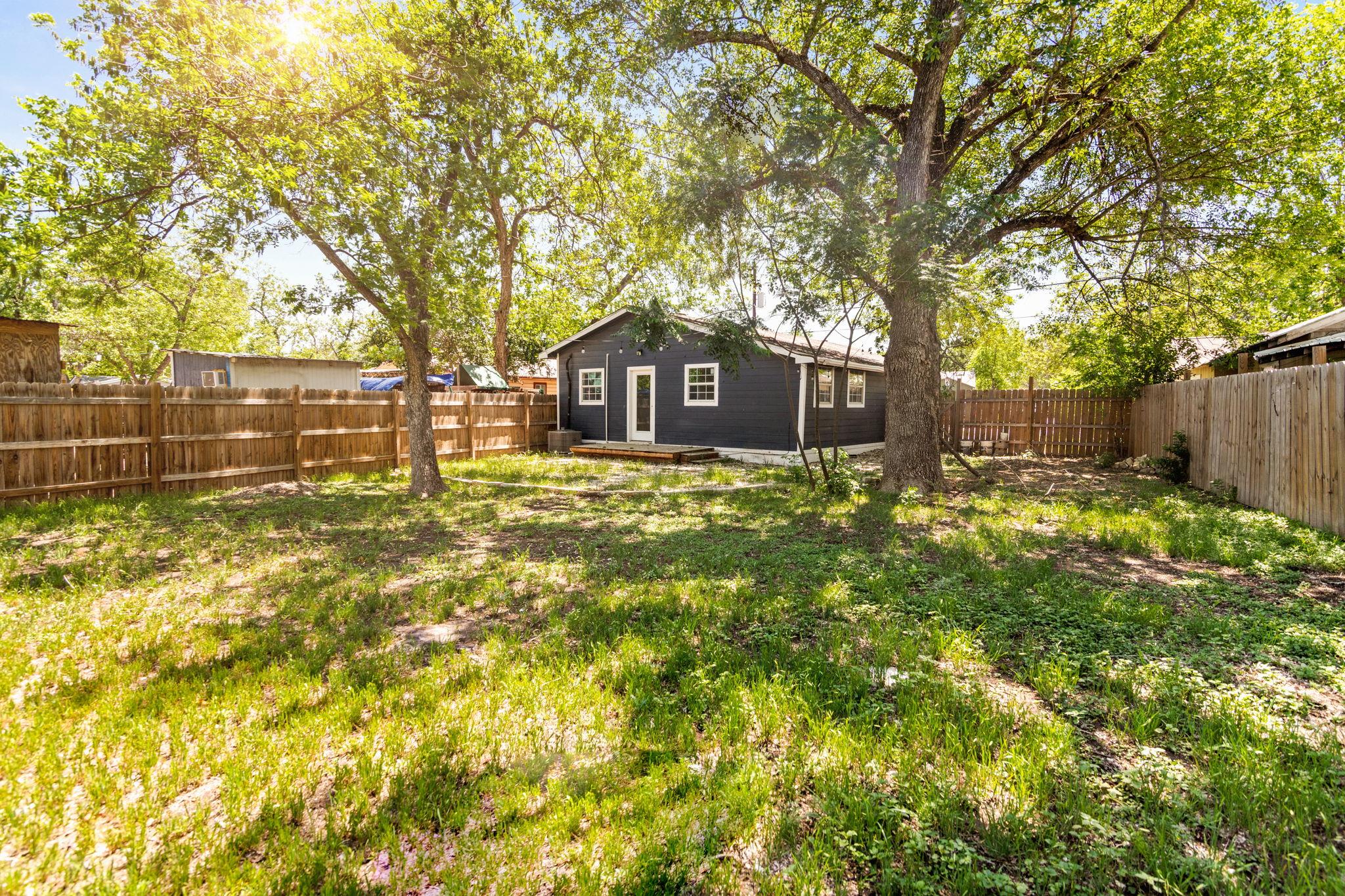 1848 W Bridge St, New Braunfels, TX 78130