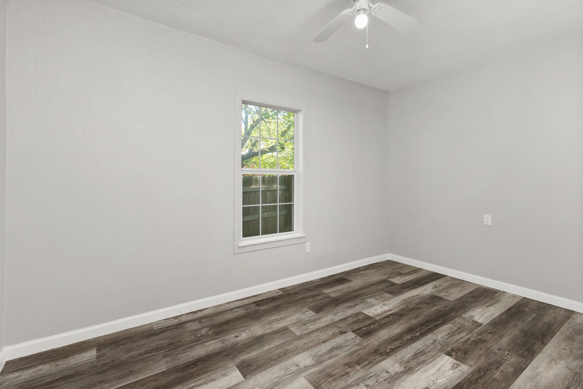 1848 W Bridge St, New Braunfels, TX 78130