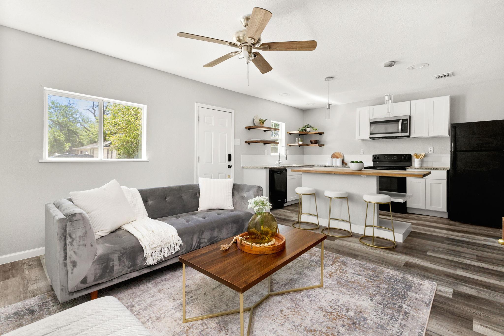 1848 W Bridge St, New Braunfels, TX 78130