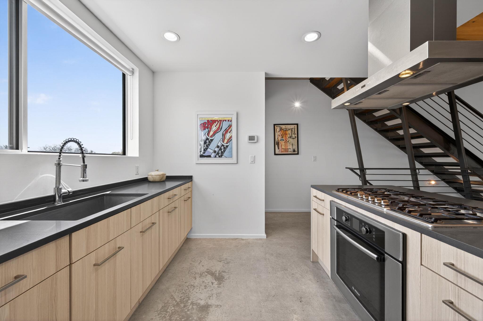 2301 S 5th St # 25, Austin, TX 78704