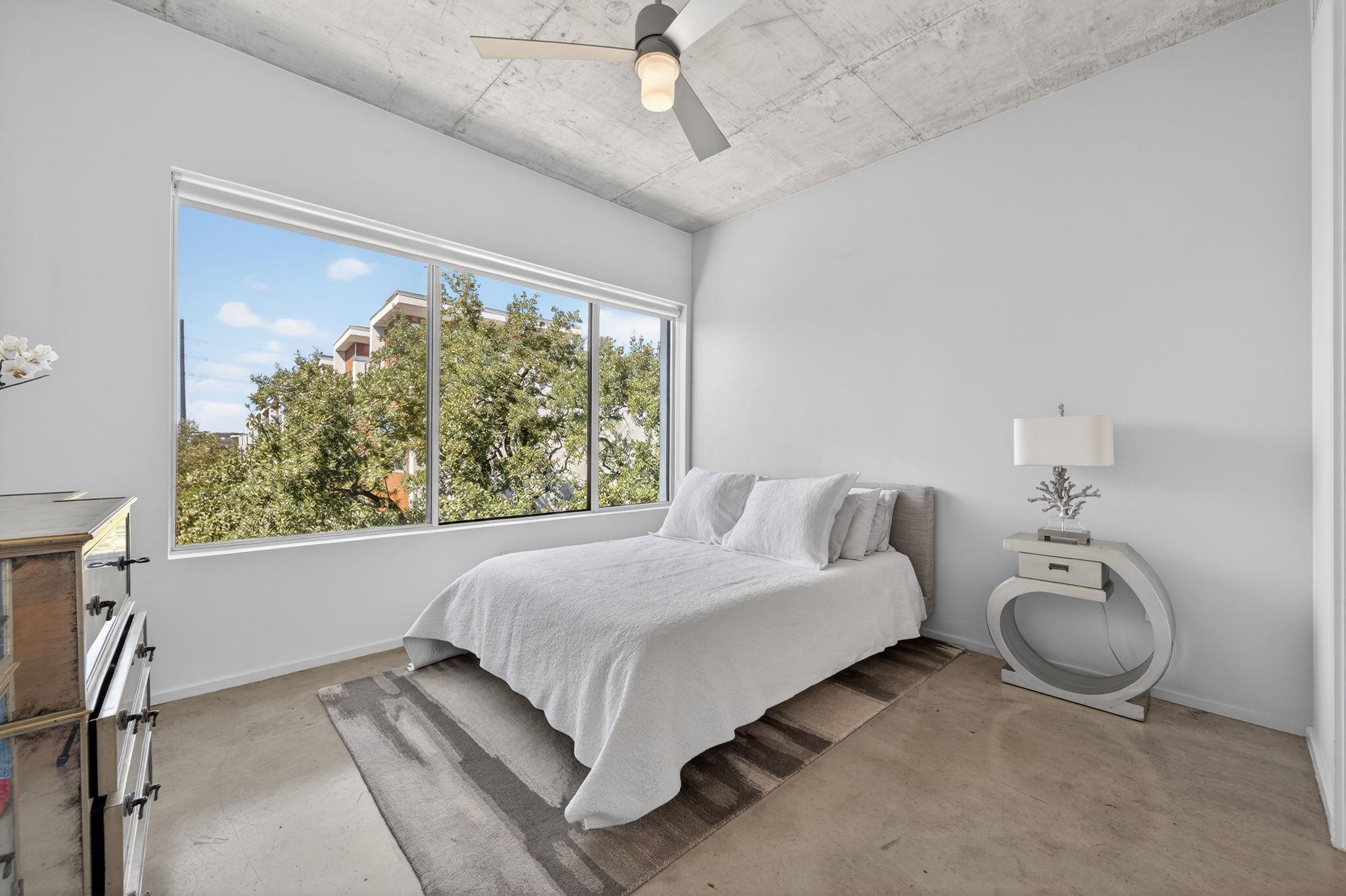 2301 S 5th St # 25, Austin, TX 78704