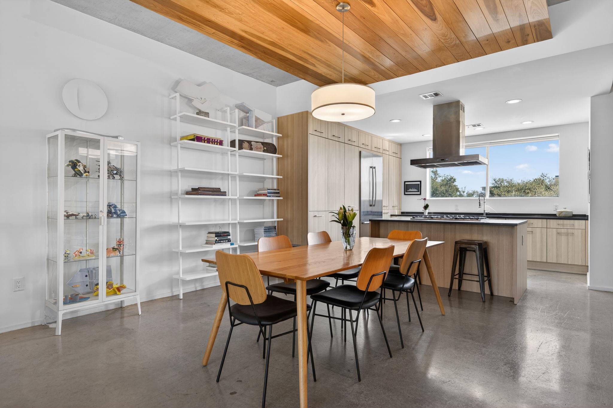 2301 S 5th St # 25, Austin, TX 78704