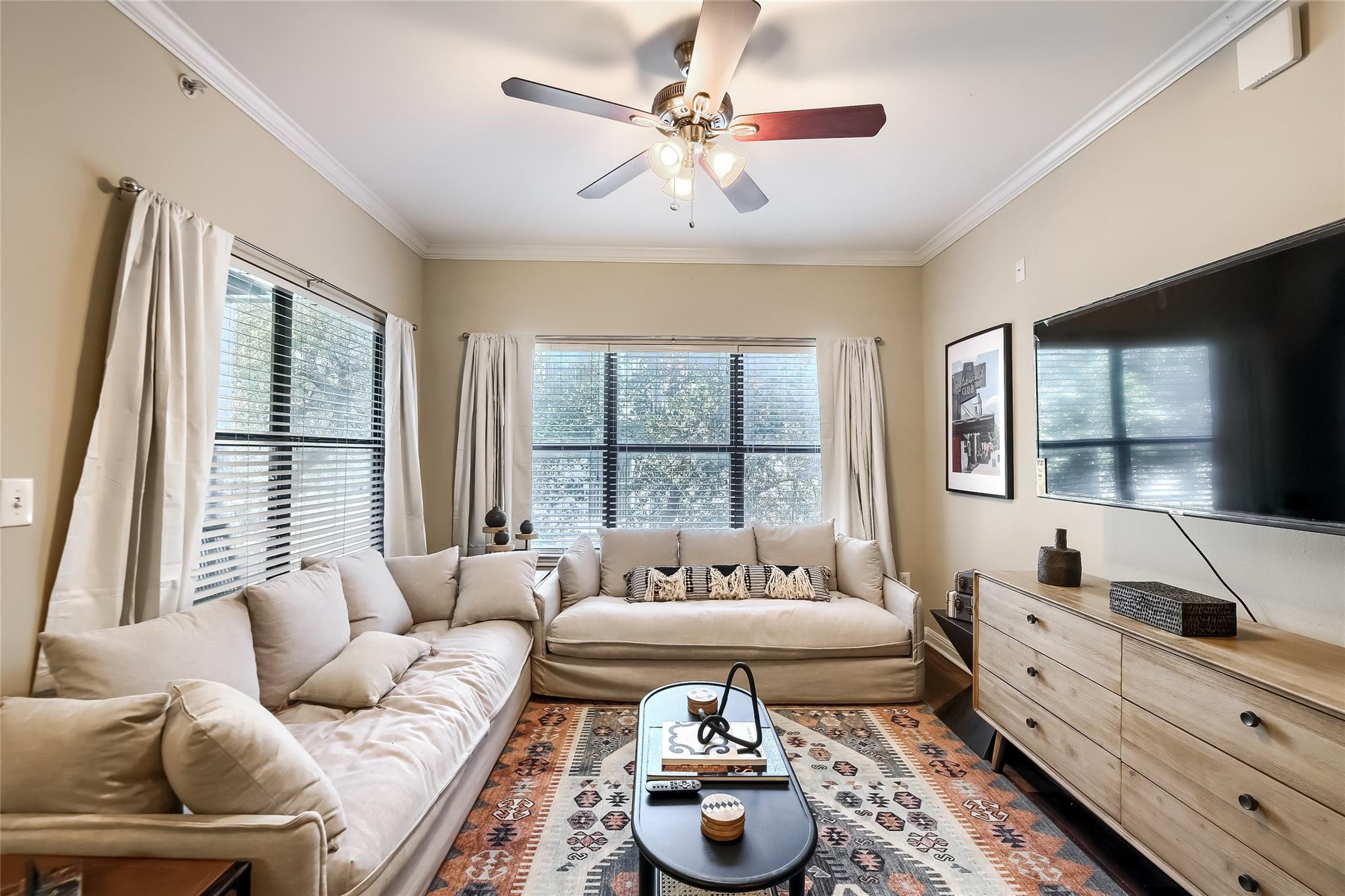 2502 Leon St # 212, Austin, TX 78705