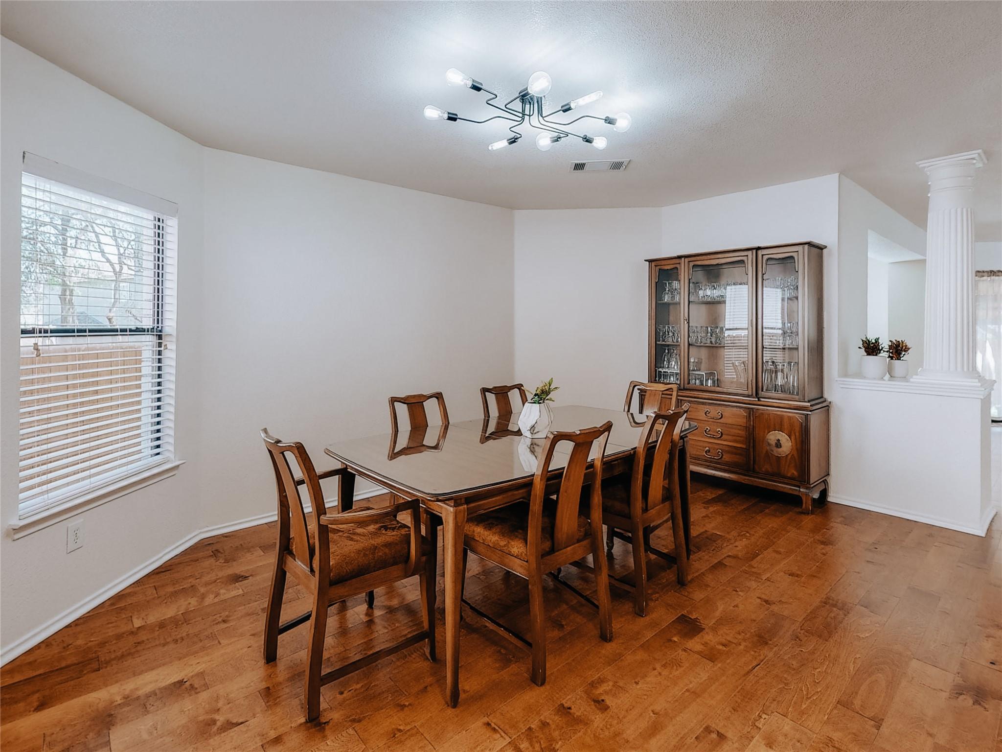 2010 Carriage Club Dr, Cedar Park, TX 78613