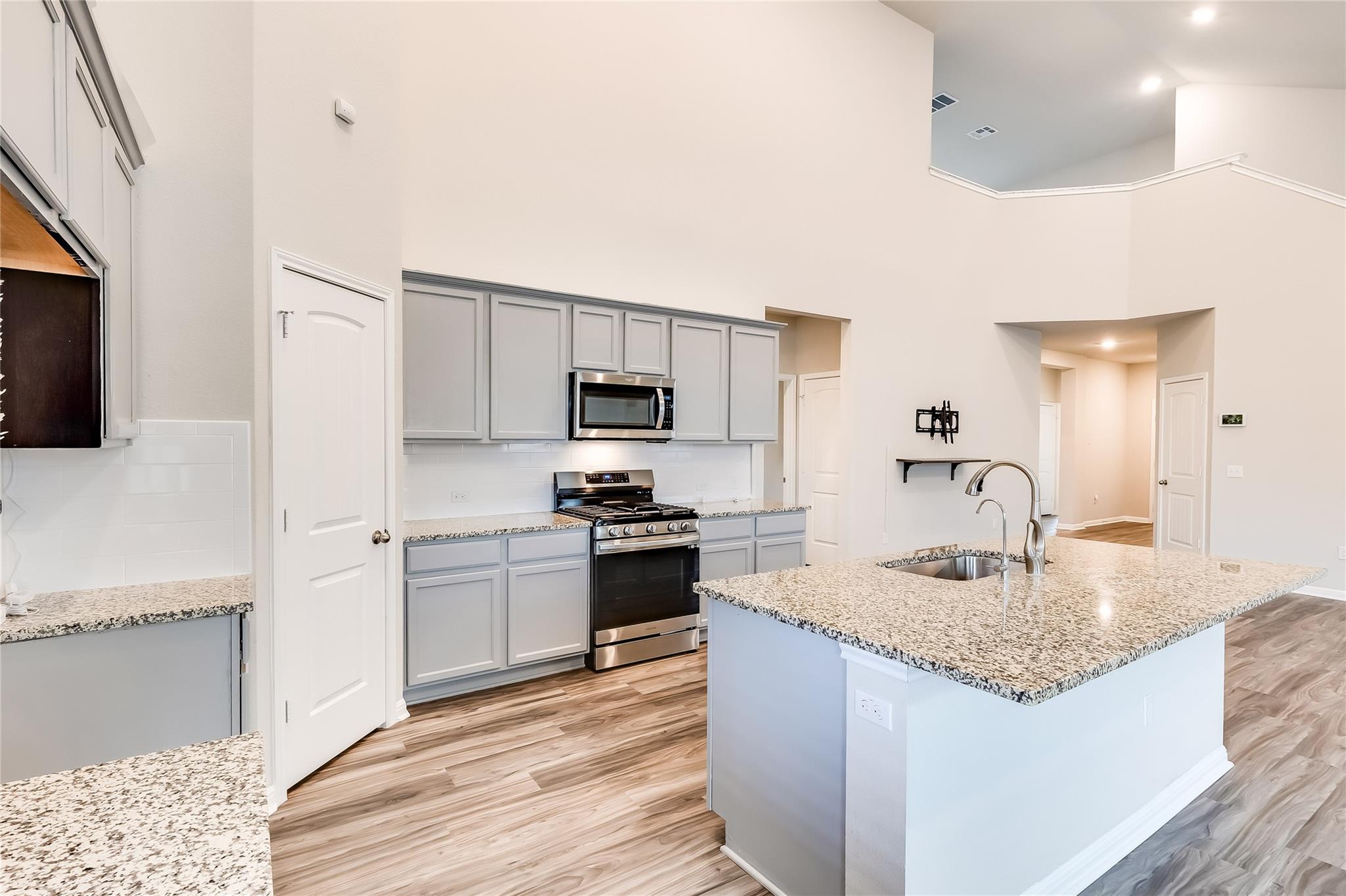 312 Empress Tree Dr, Leander, TX 78641