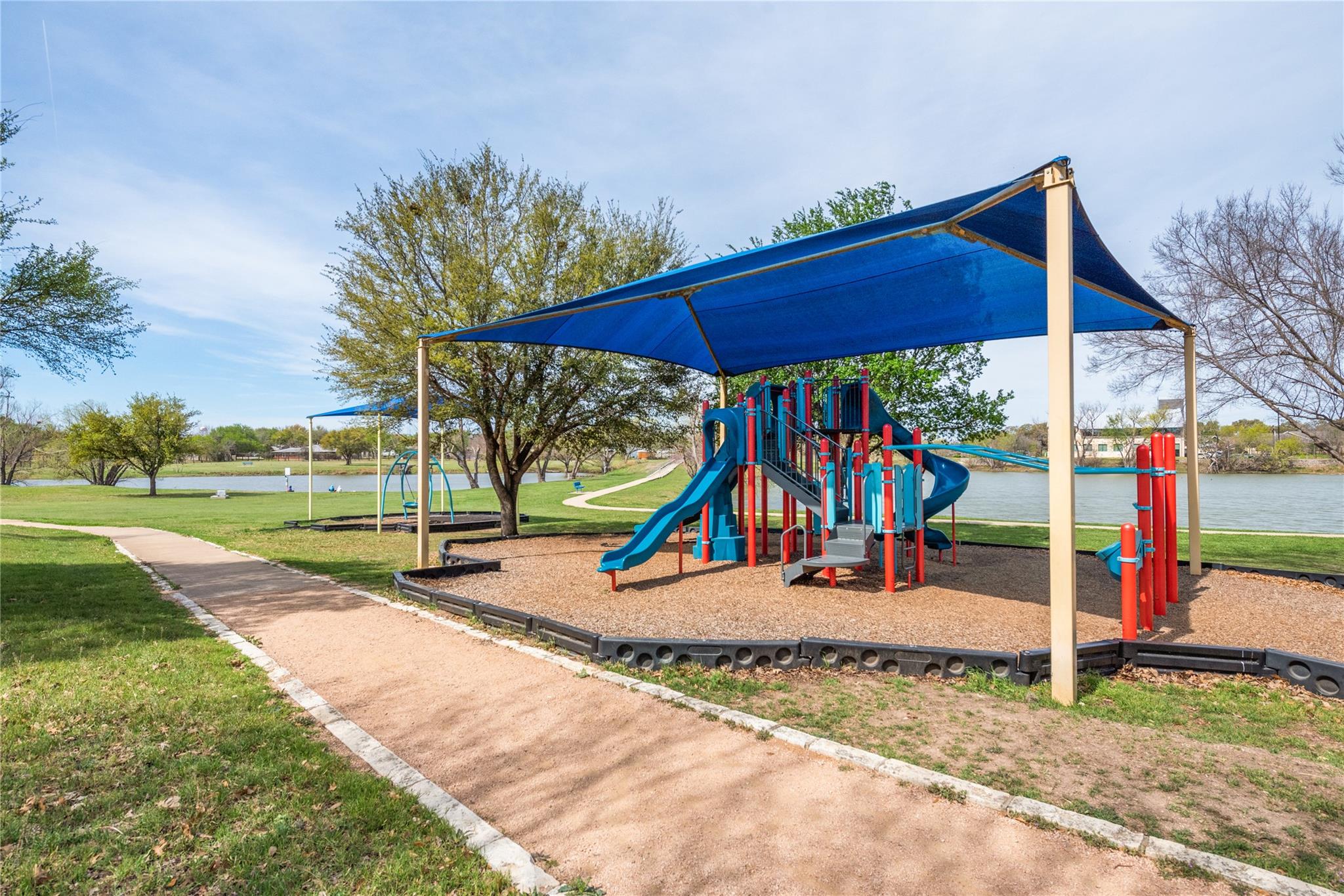 261 Tobin Dr, Buda, TX 78610