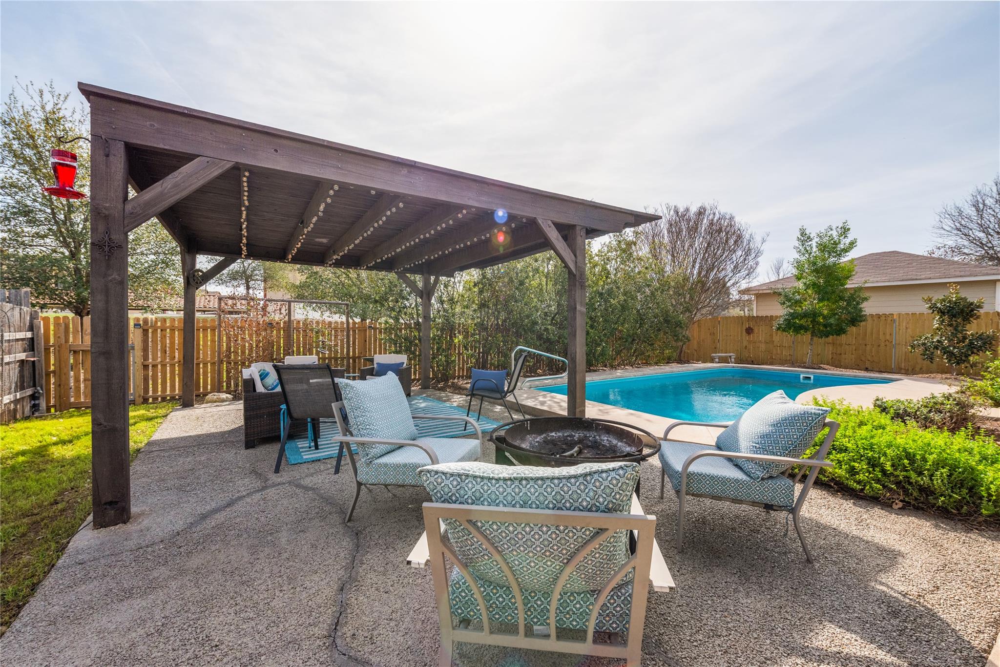 261 Tobin Dr, Buda, TX 78610