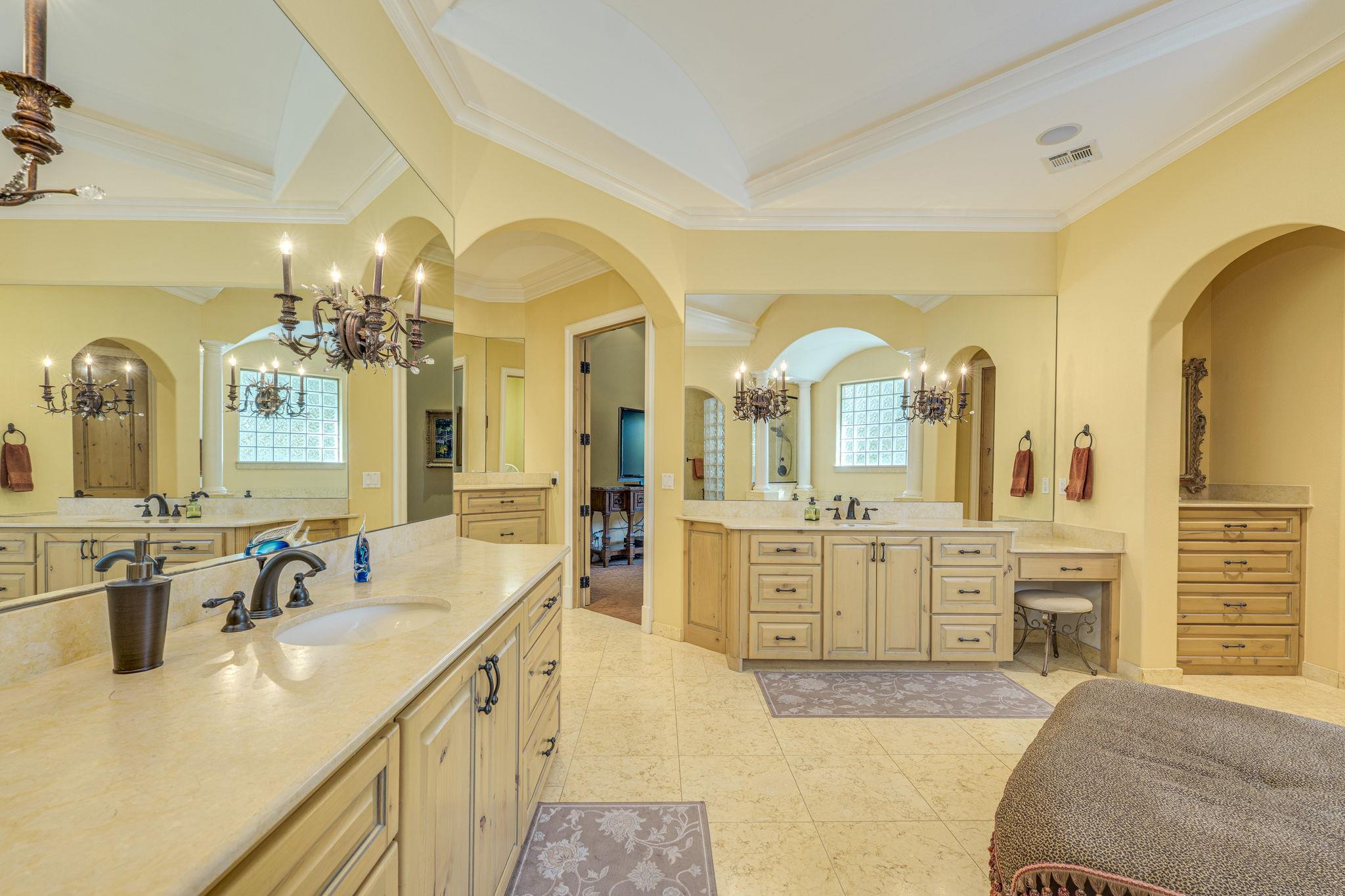 101 Arroyo Claro, Lakeway, TX 78734