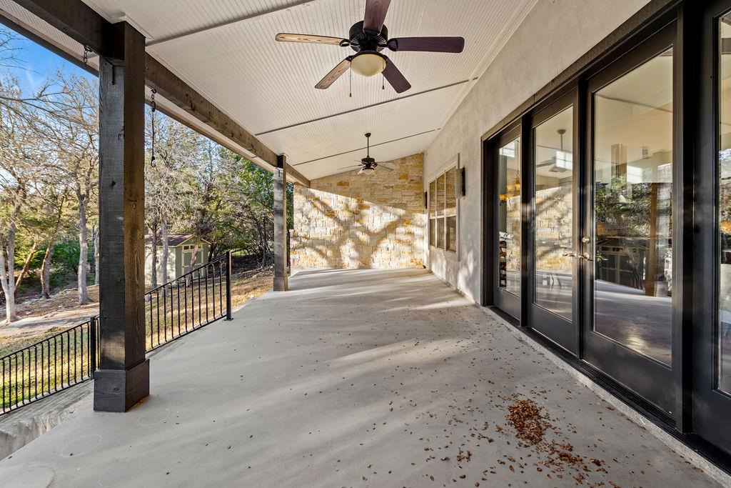 744 Canna Lily Cir, Driftwood, TX 78619