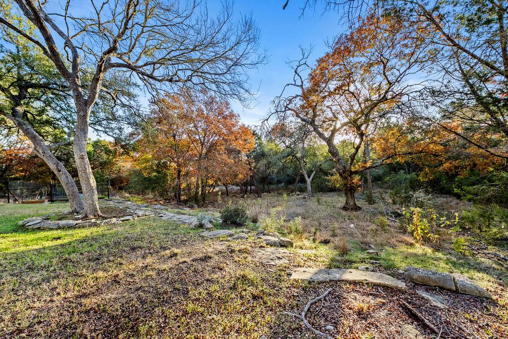 744 Canna Lily Cir, Driftwood, TX 78619