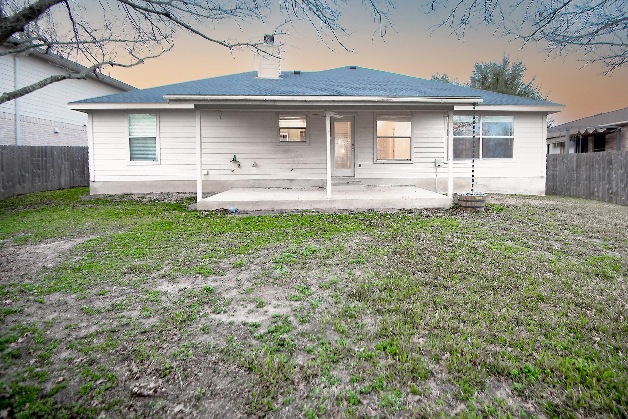 3311 Crystal Cir, Taylor, TX 76574