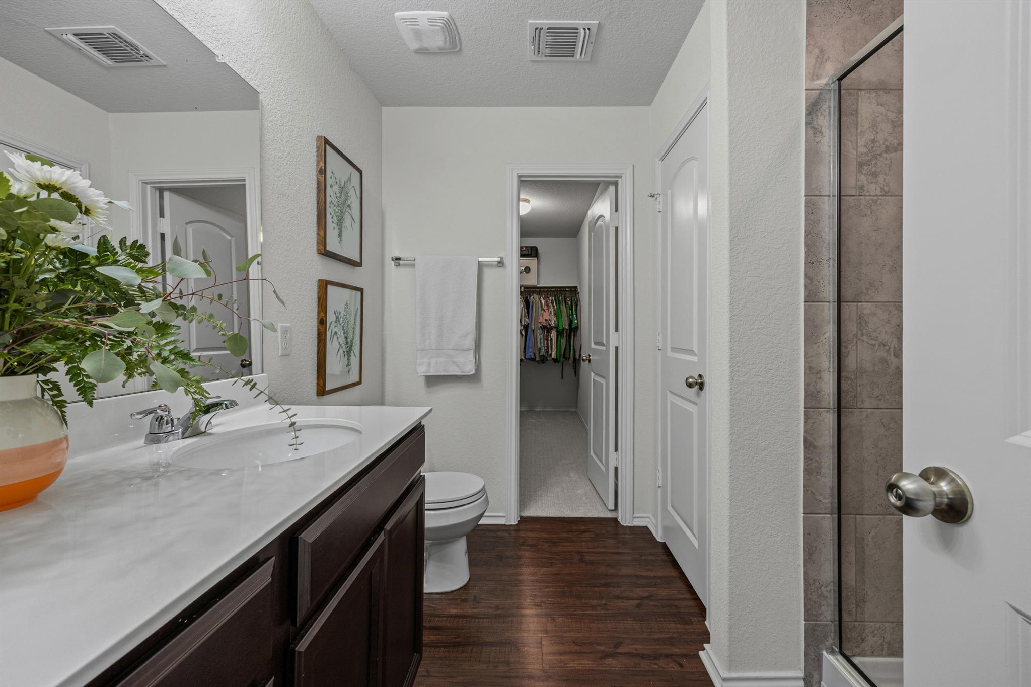 332 Bayberry Cir, Buda, TX 78610