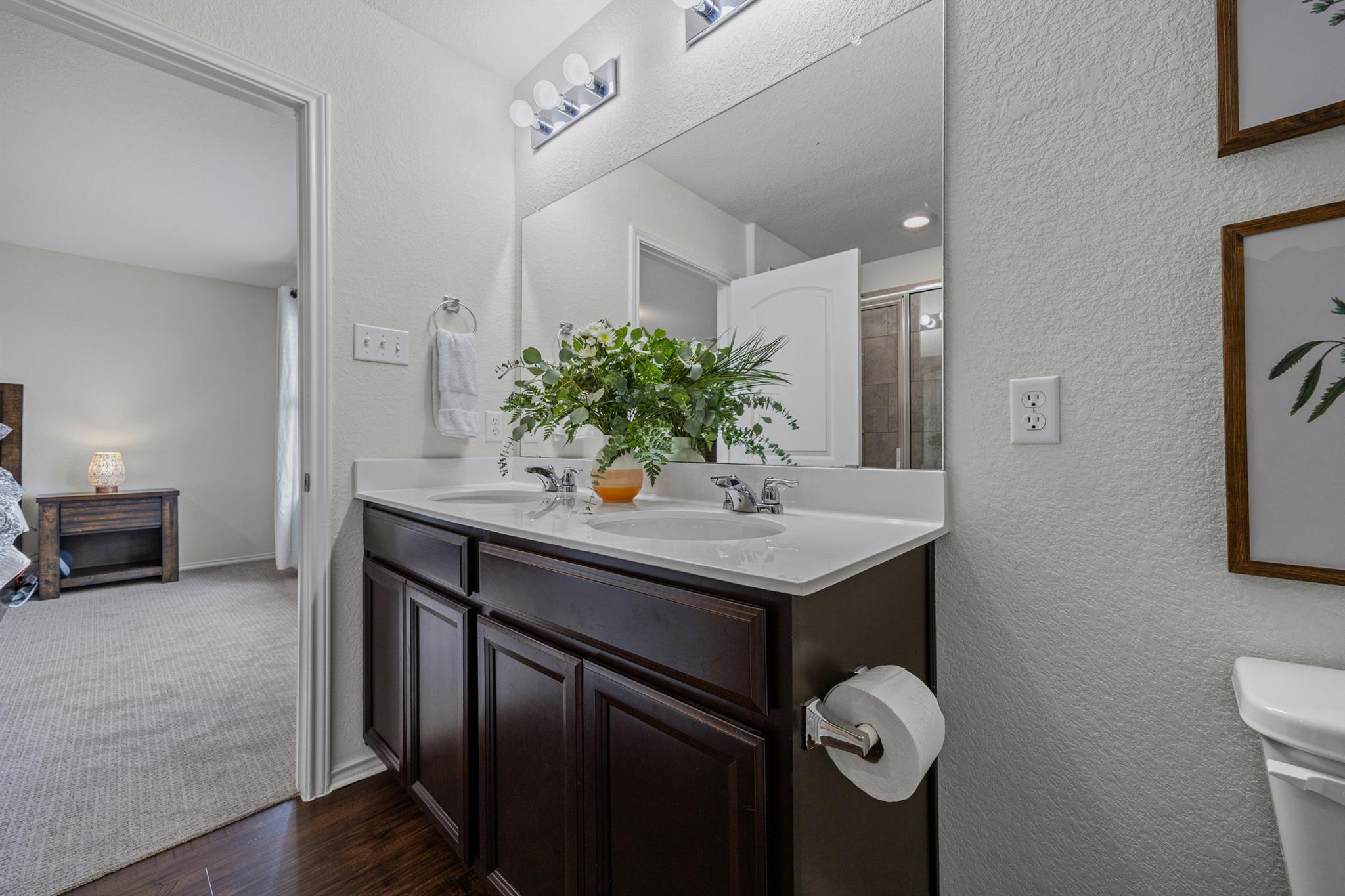 332 Bayberry Cir, Buda, TX 78610