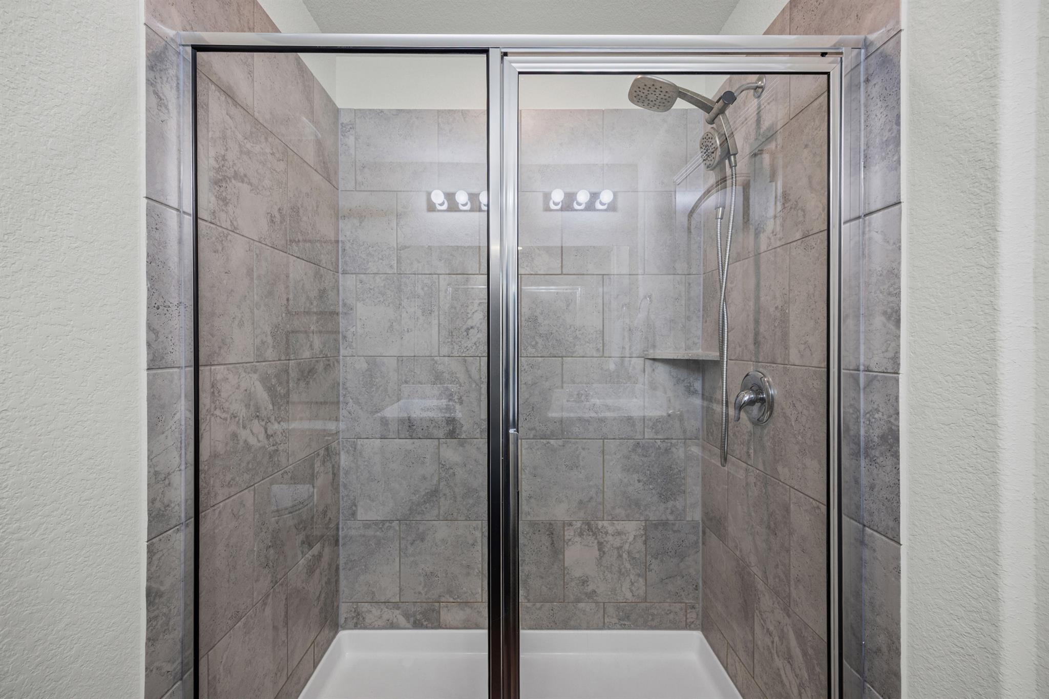 332 Bayberry Cir, Buda, TX 78610