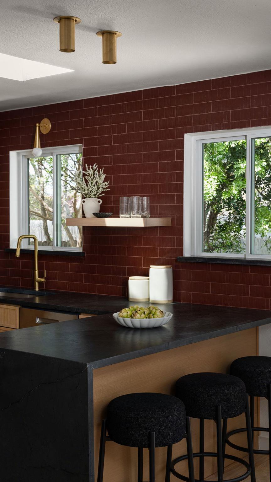 7602 Whispering Oaks Dr, Austin, TX 78745