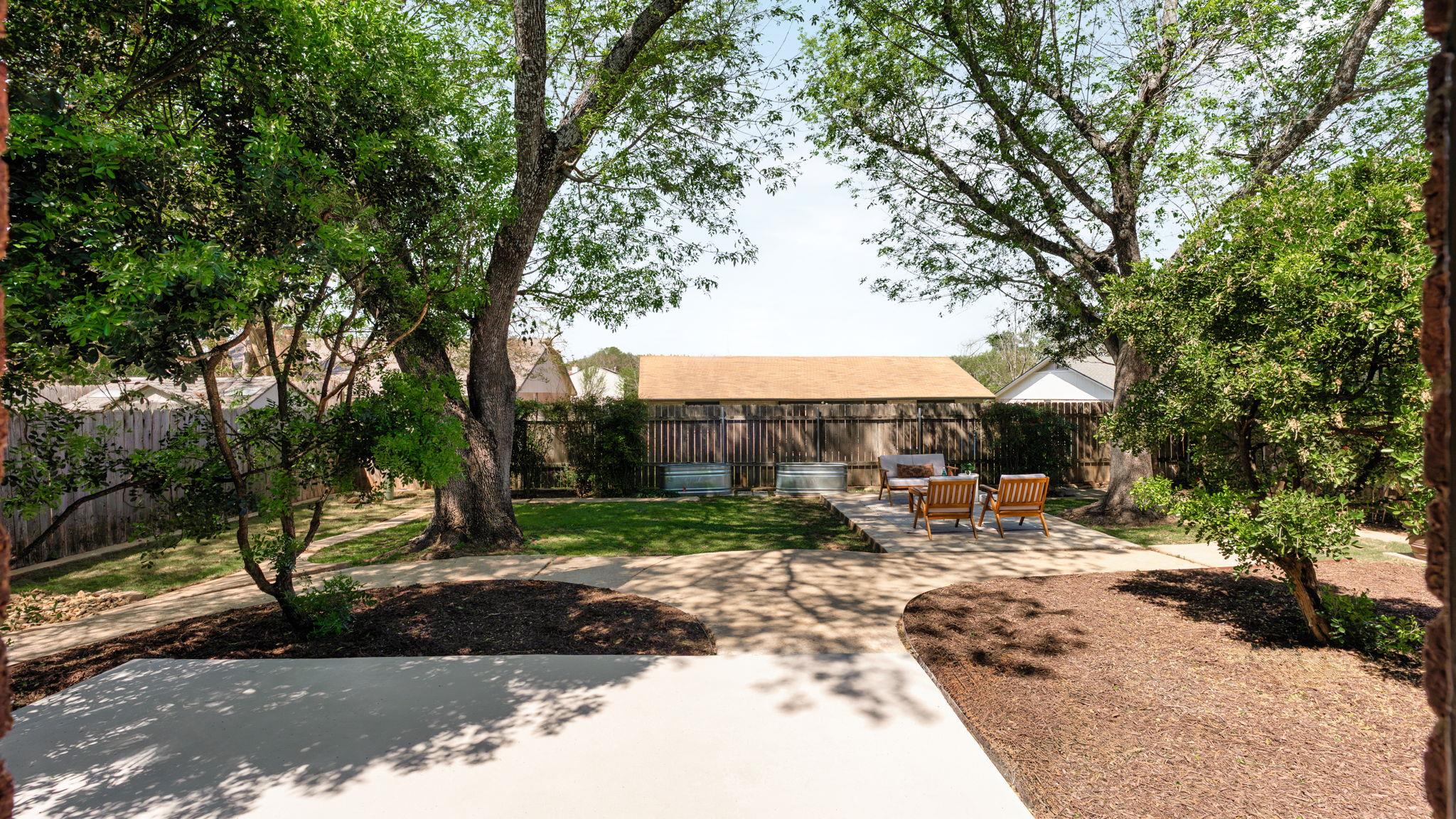 7602 Whispering Oaks Dr, Austin, TX 78745