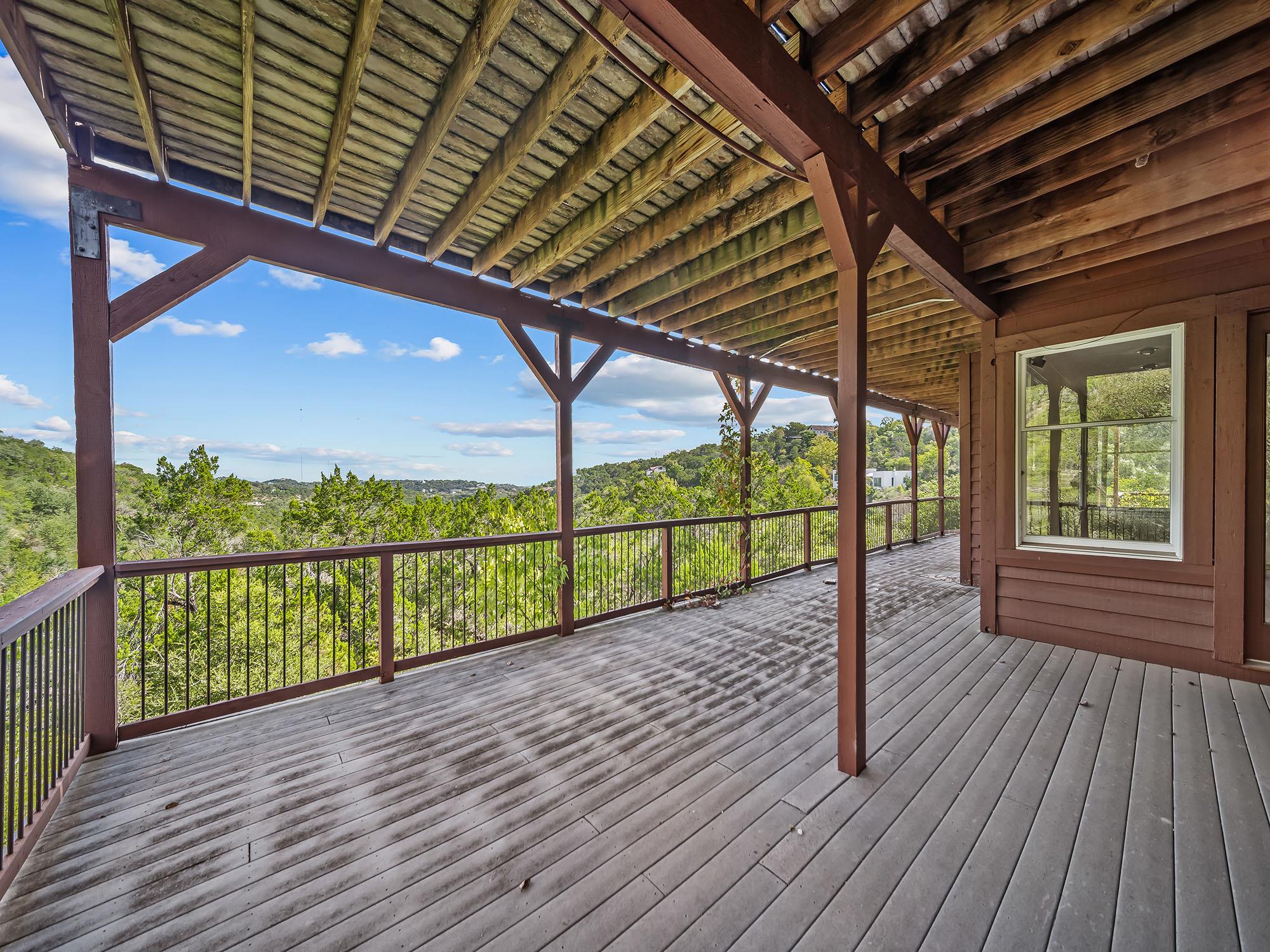 1302 Circle Ridge Dr, West Lake Hills, TX 78746