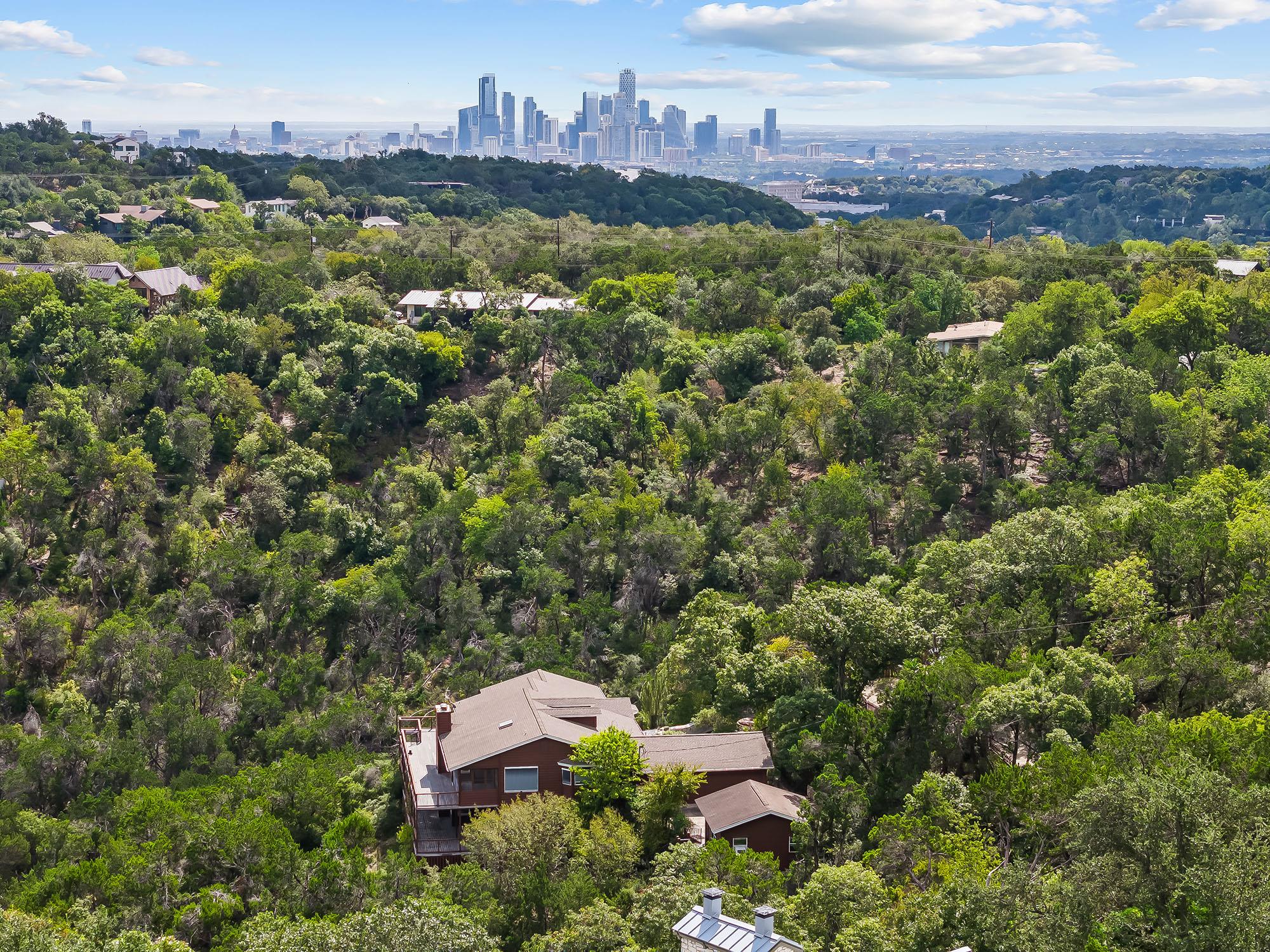 1302 Circle Ridge Dr, West Lake Hills, TX 78746