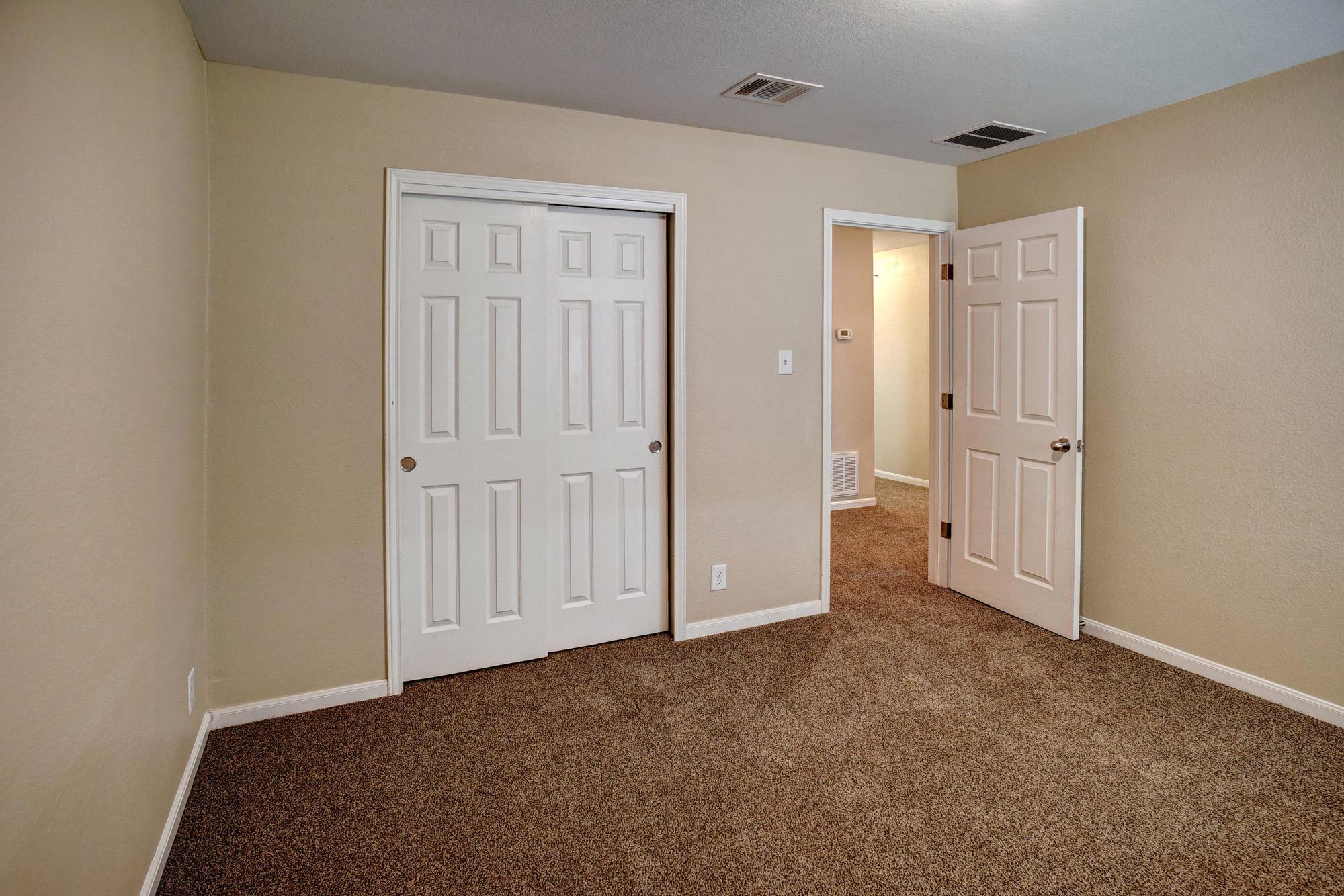 319 Wild Cat Dr, Bastrop, TX 78602