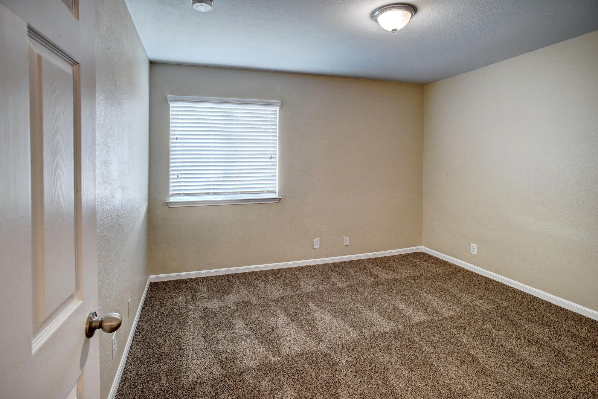 319 Wild Cat Dr, Bastrop, TX 78602