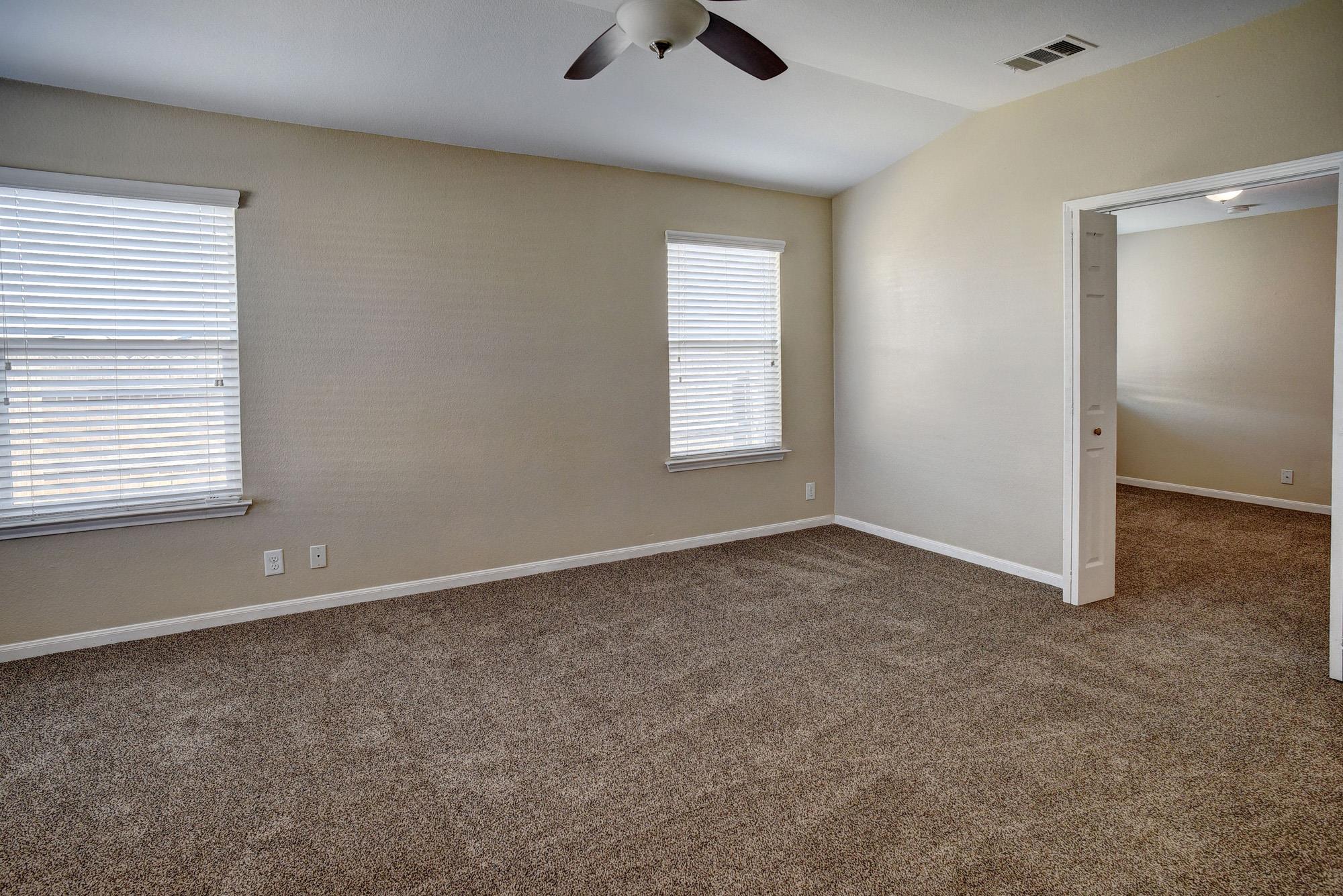 319 Wild Cat Dr, Bastrop, TX 78602