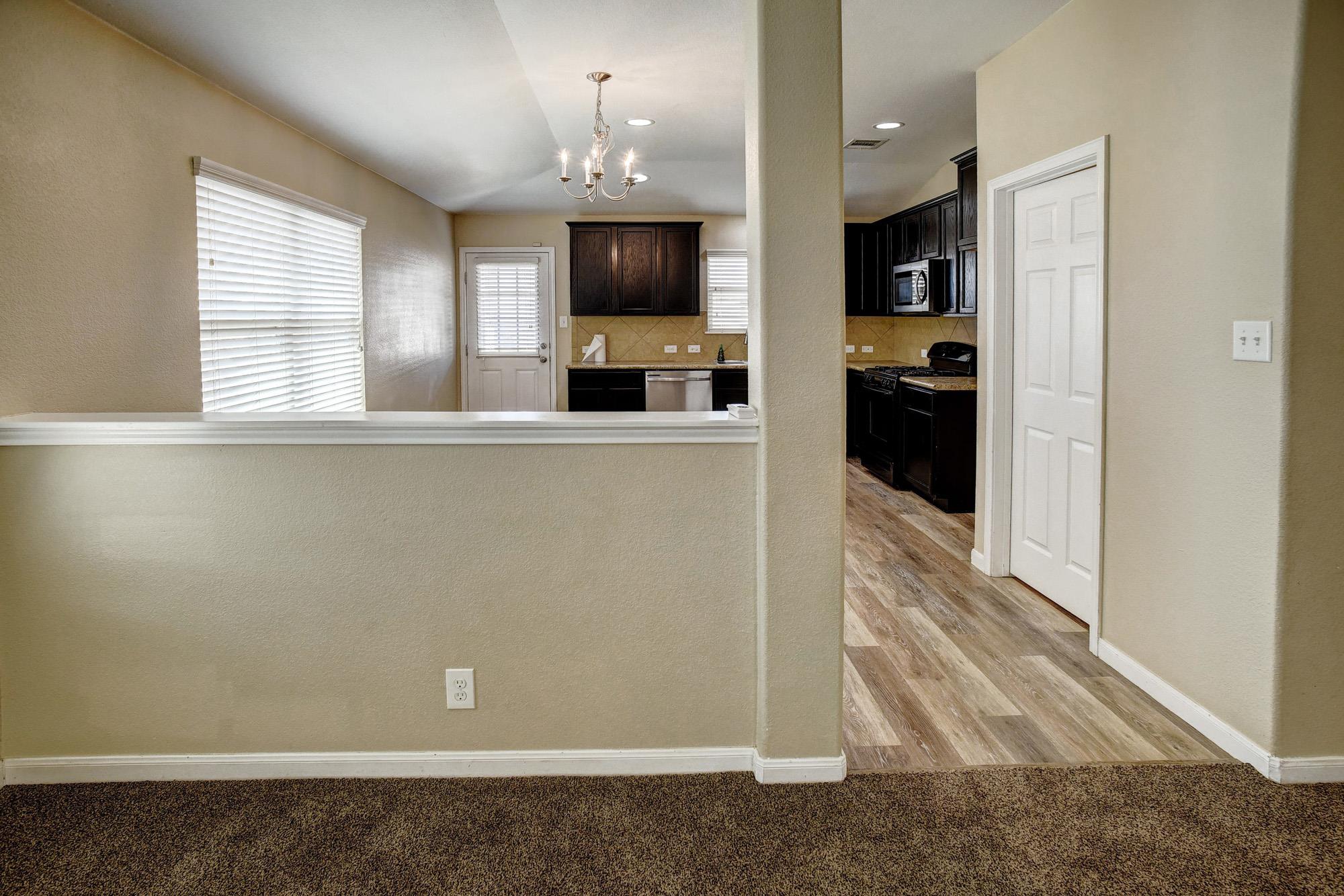 319 Wild Cat Dr, Bastrop, TX 78602