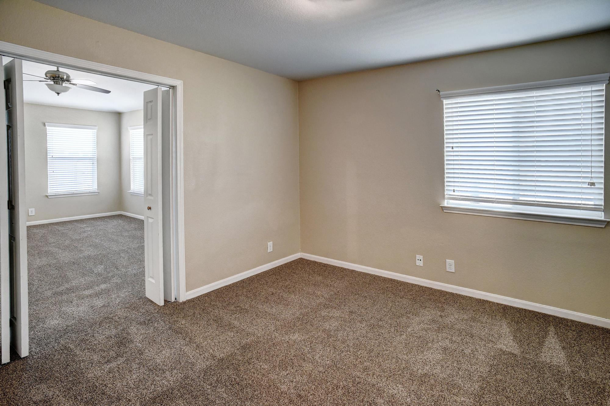 319 Wild Cat Dr, Bastrop, TX 78602