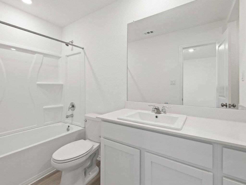 539 Commander Abbott Dr, Jarrell, TX 76537