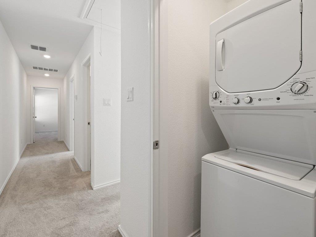 539 Commander Abbott Dr, Jarrell, TX 76537