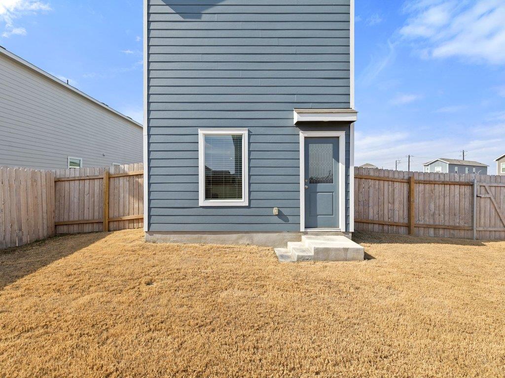 539 Commander Abbott Dr, Jarrell, TX 76537