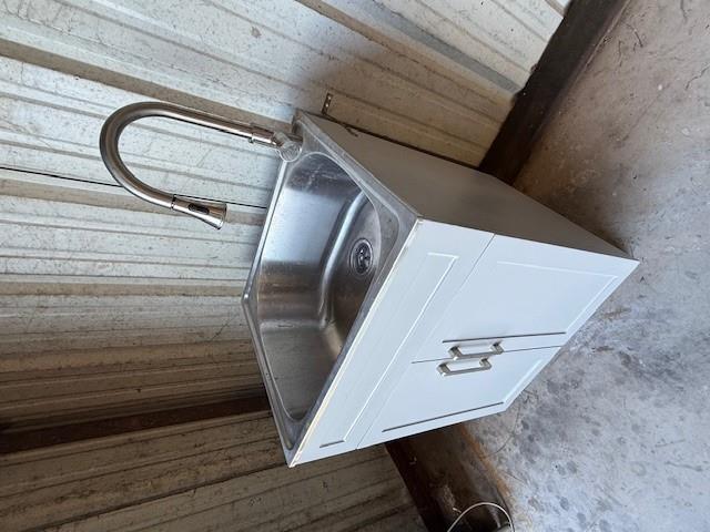 1516 Old Luling Rd, Lockhart, TX 78644