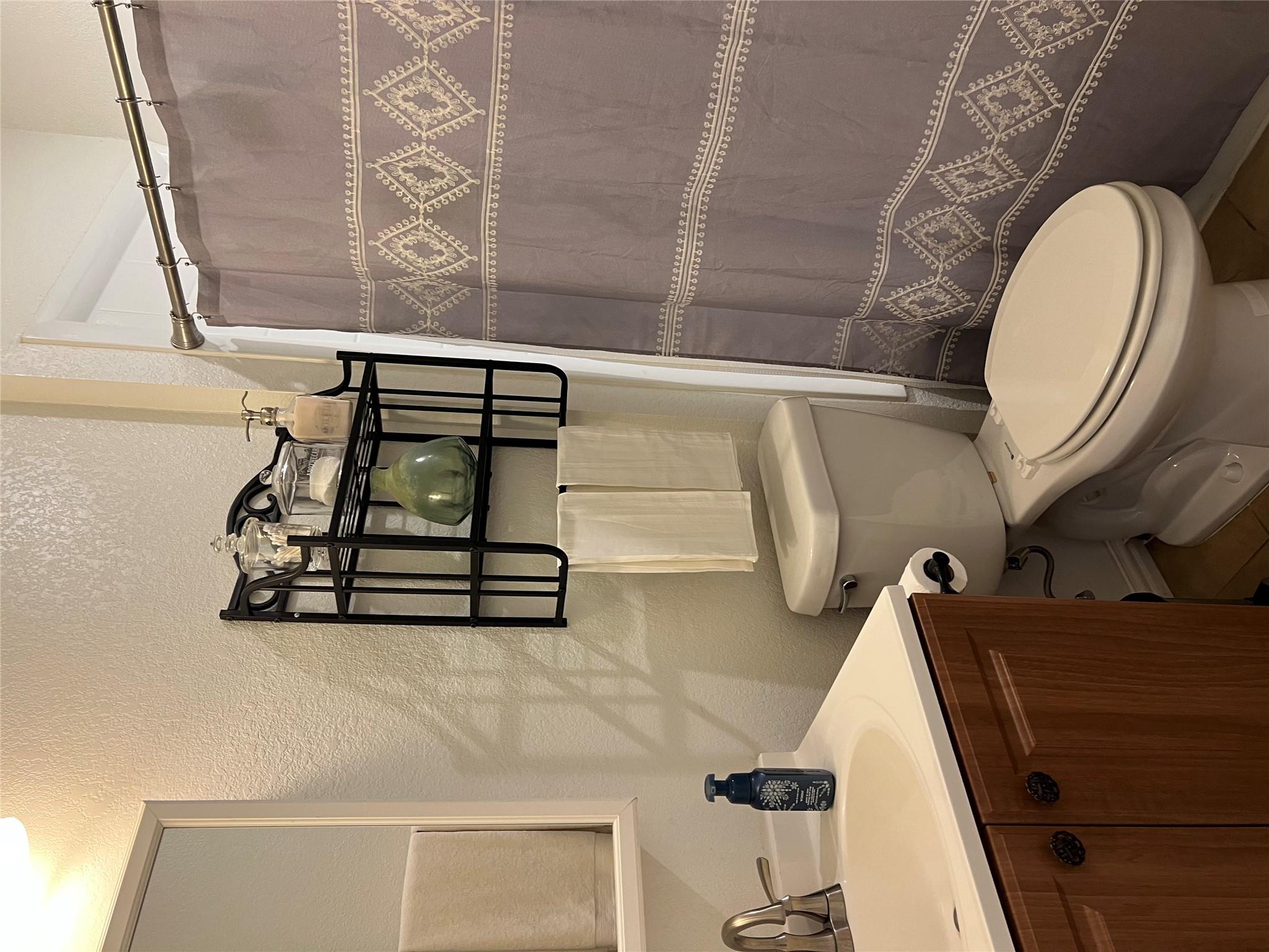 1516 Old Luling Rd, Lockhart, TX 78644