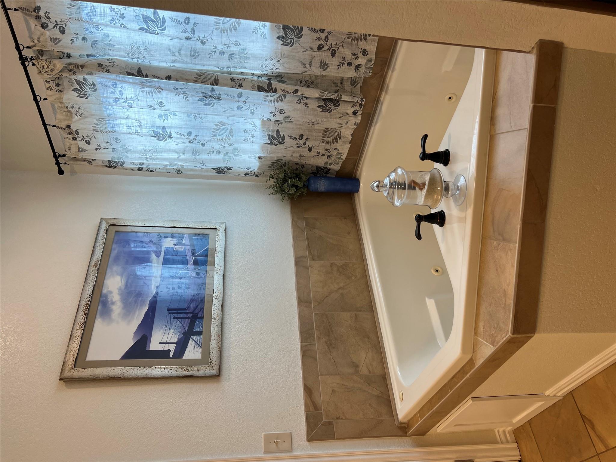 1516 Old Luling Rd, Lockhart, TX 78644