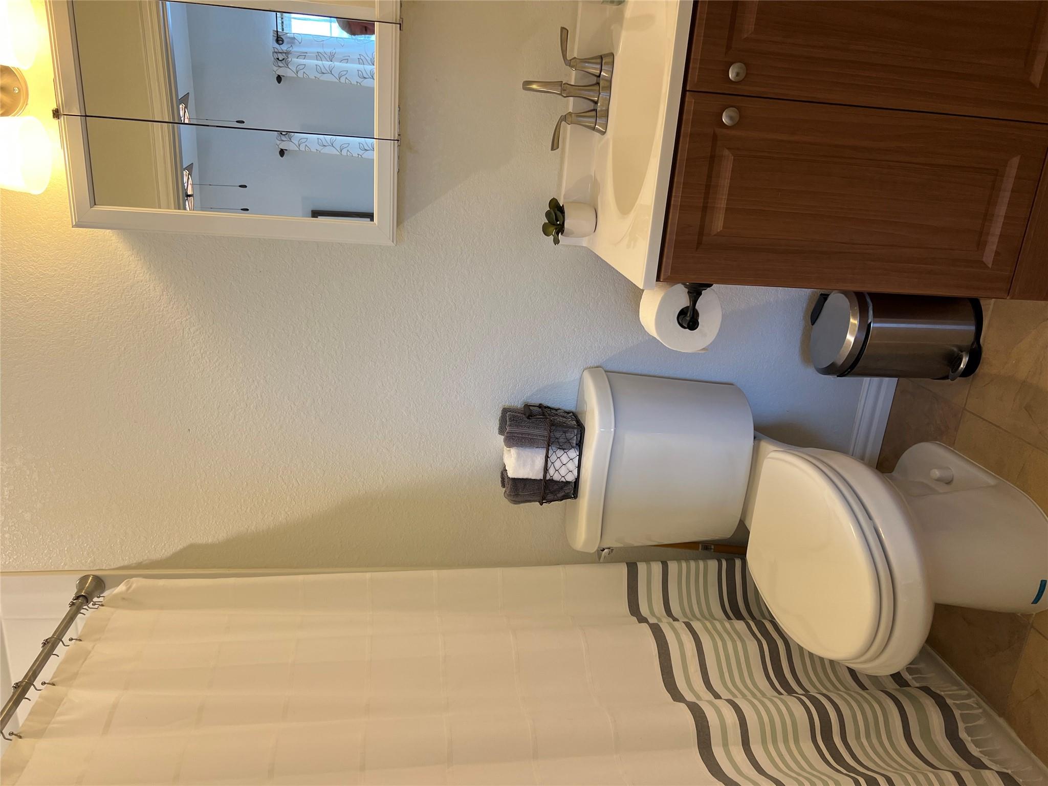 1516 Old Luling Rd, Lockhart, TX 78644