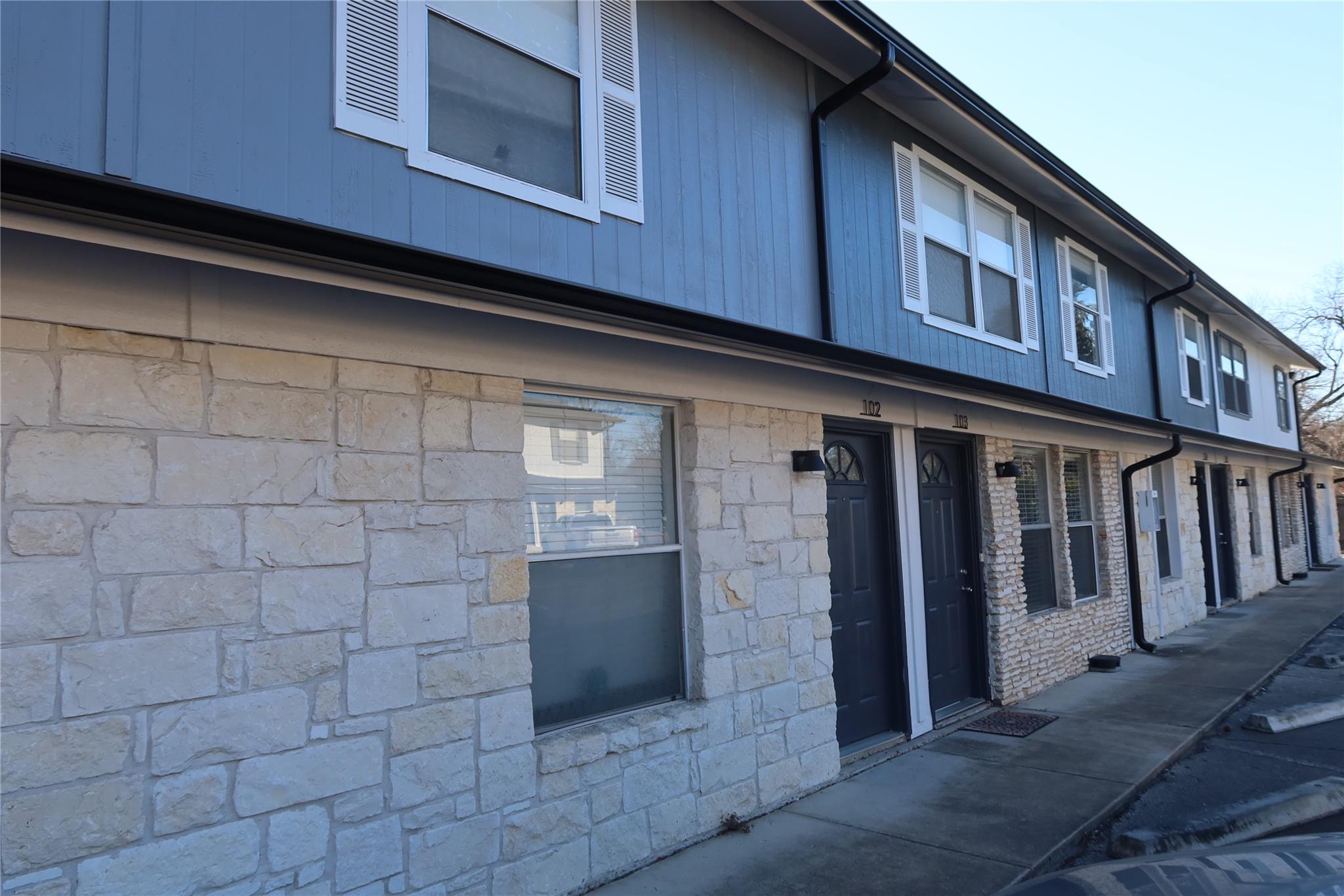 2005 Glen Allen St # 108, Austin, TX 78704