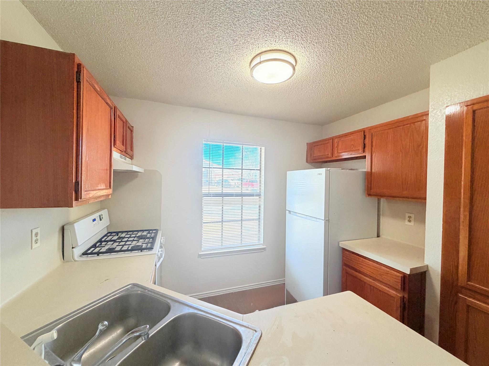 1213 Ridgemont St, Round Rock, TX 78664