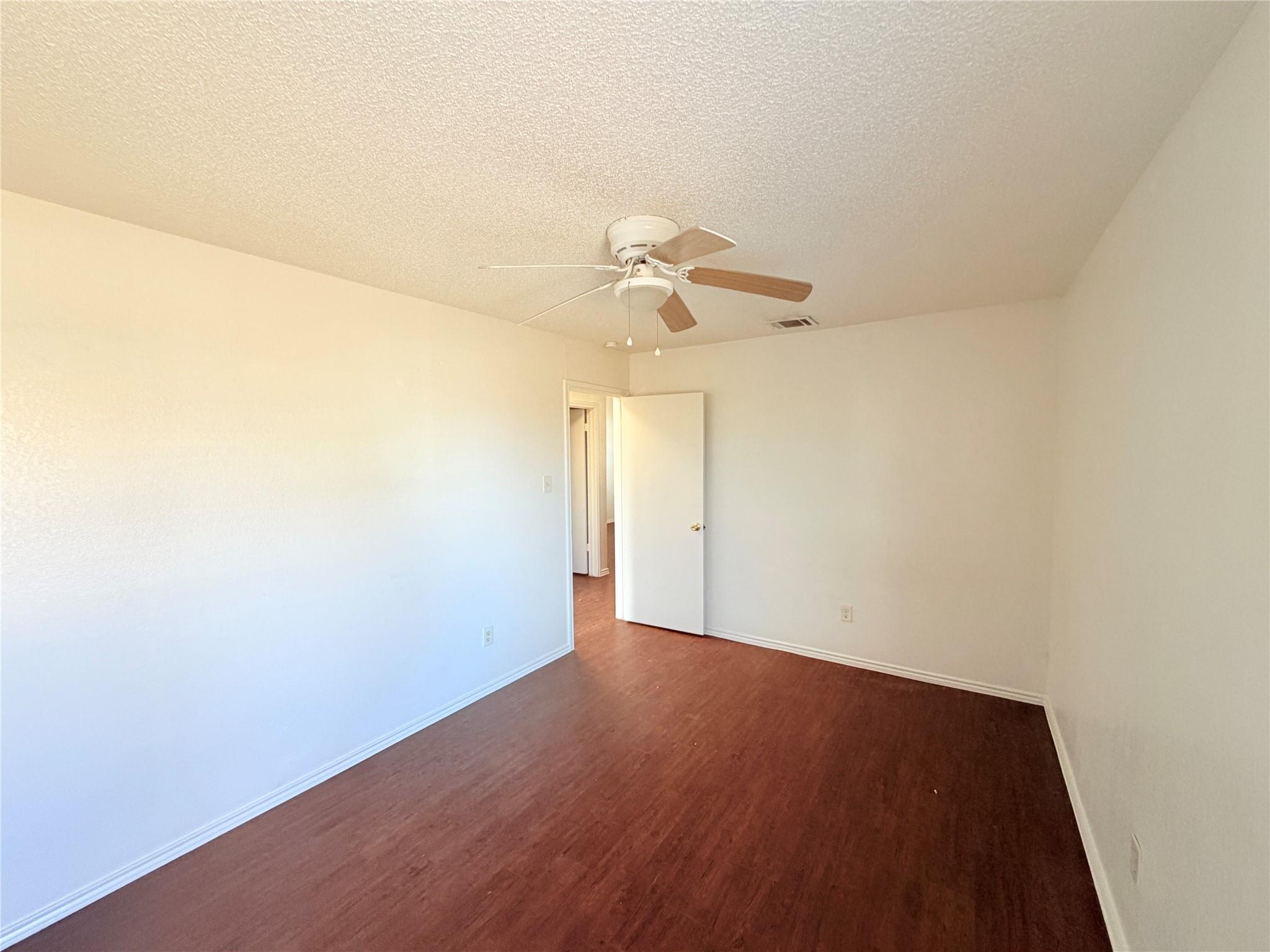 1213 Ridgemont St, Round Rock, TX 78664