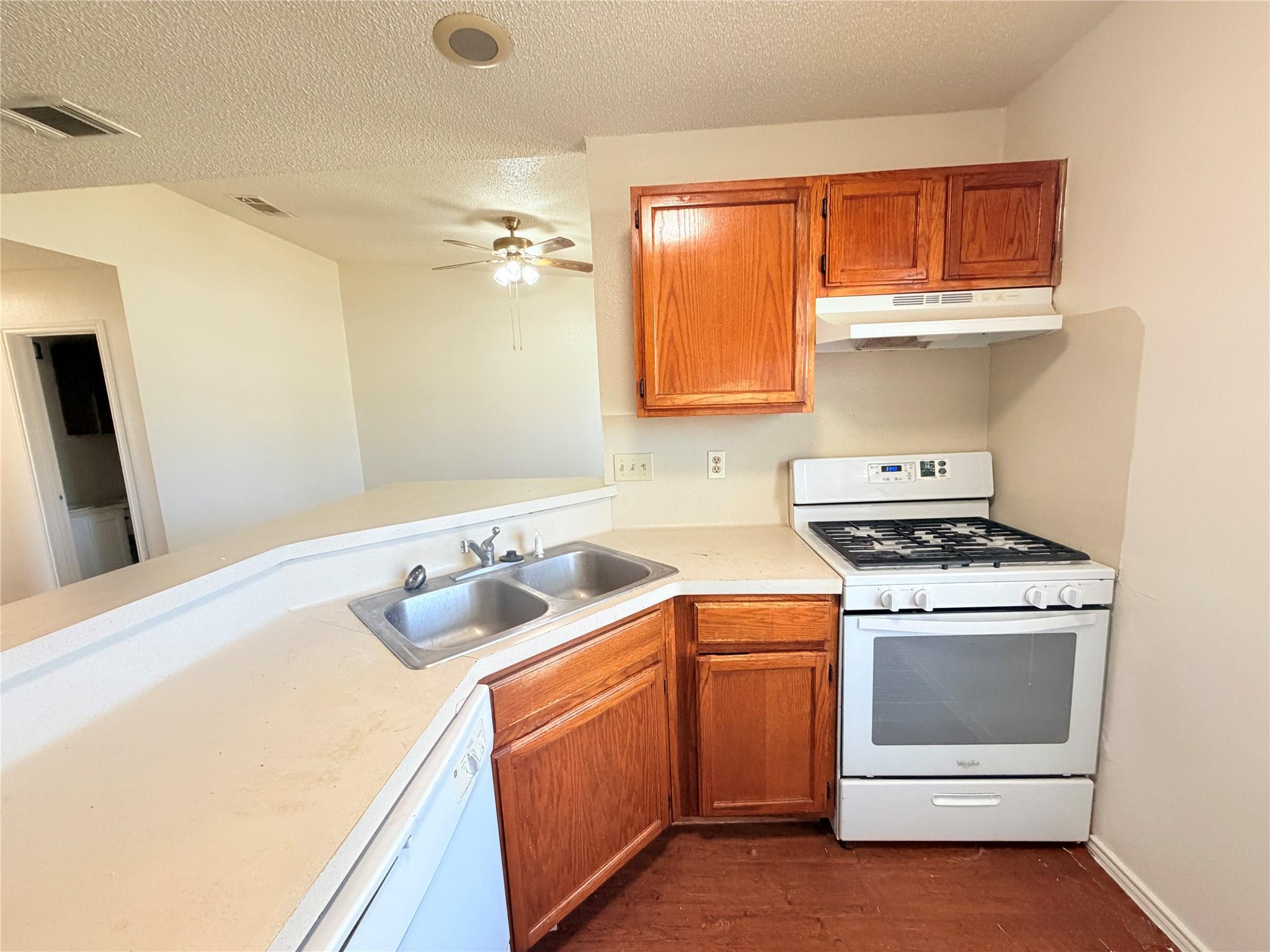 1213 Ridgemont St, Round Rock, TX 78664