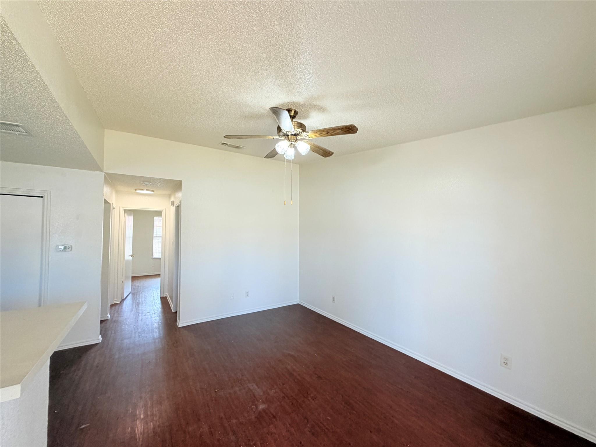 1213 Ridgemont St, Round Rock, TX 78664