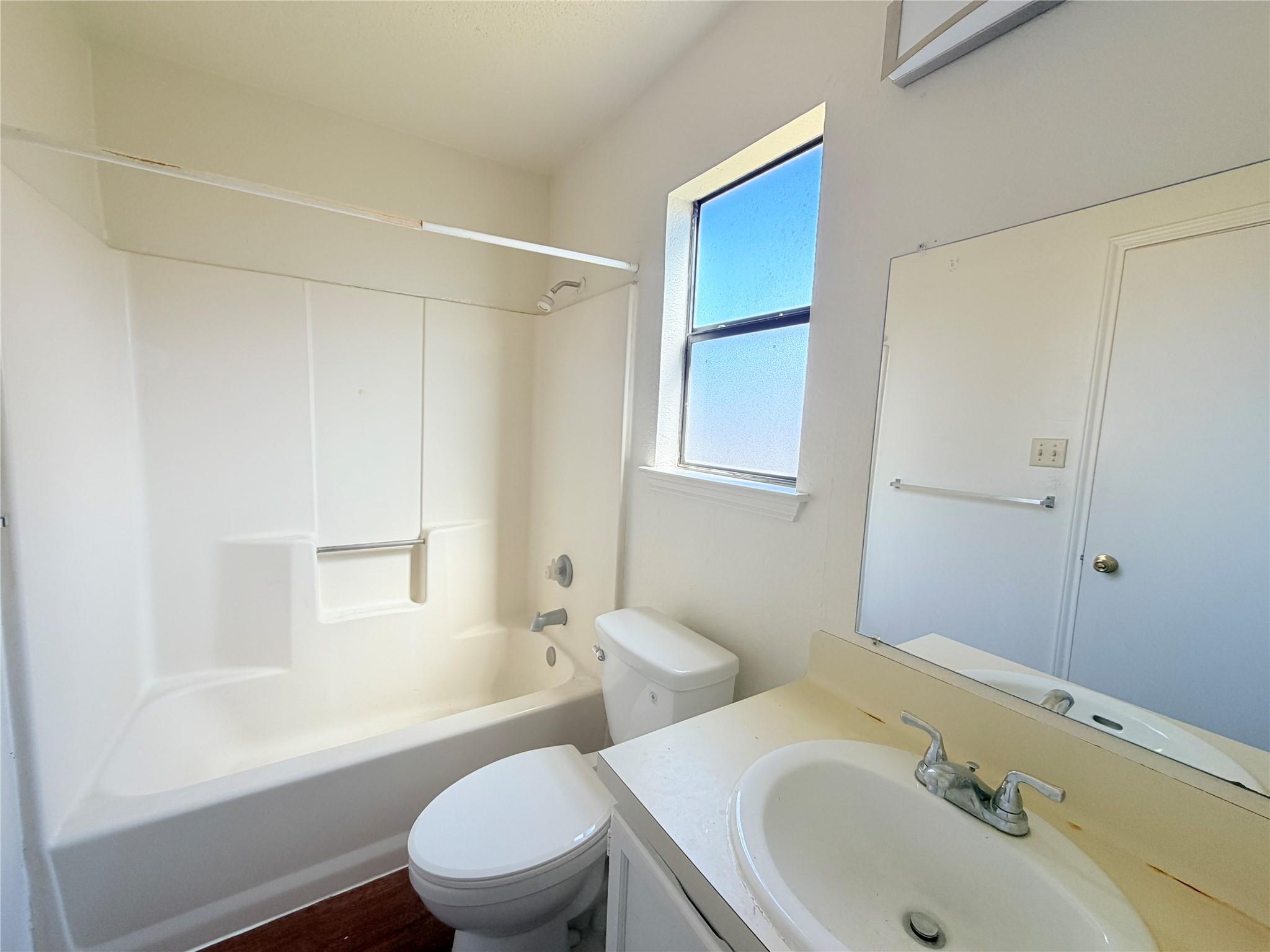 1213 Ridgemont St, Round Rock, TX 78664