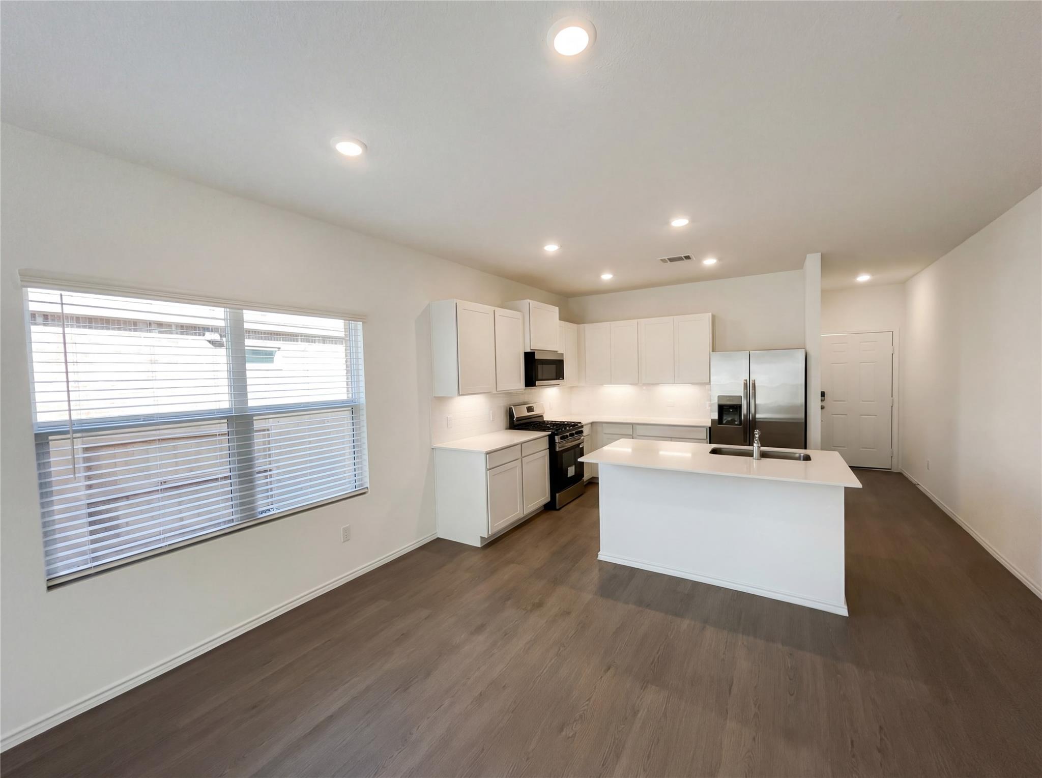 177 Cibolo Creek Loop, Bastrop, TX 78602