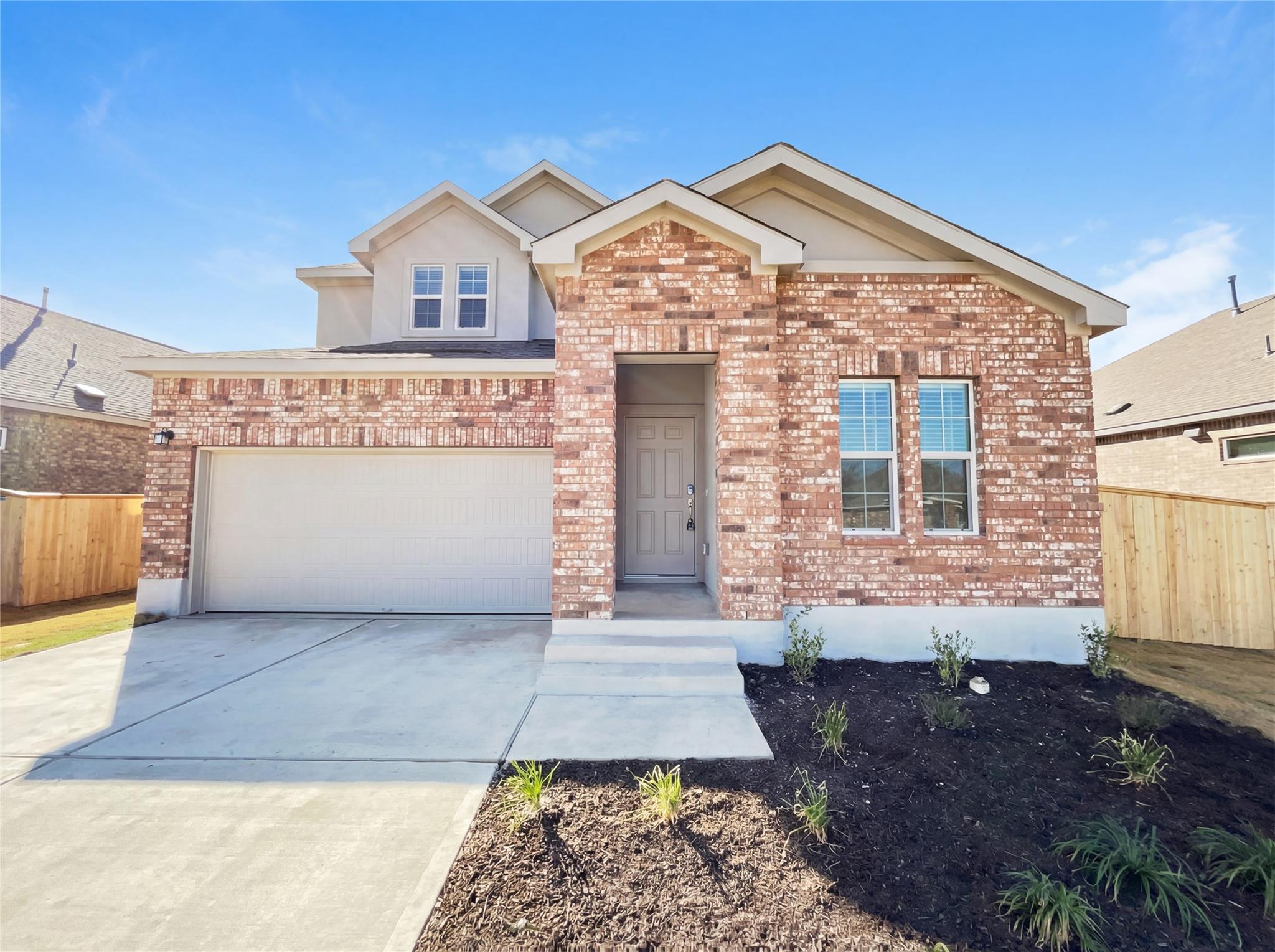 177 Cibolo Creek Loop, Bastrop, TX 78602